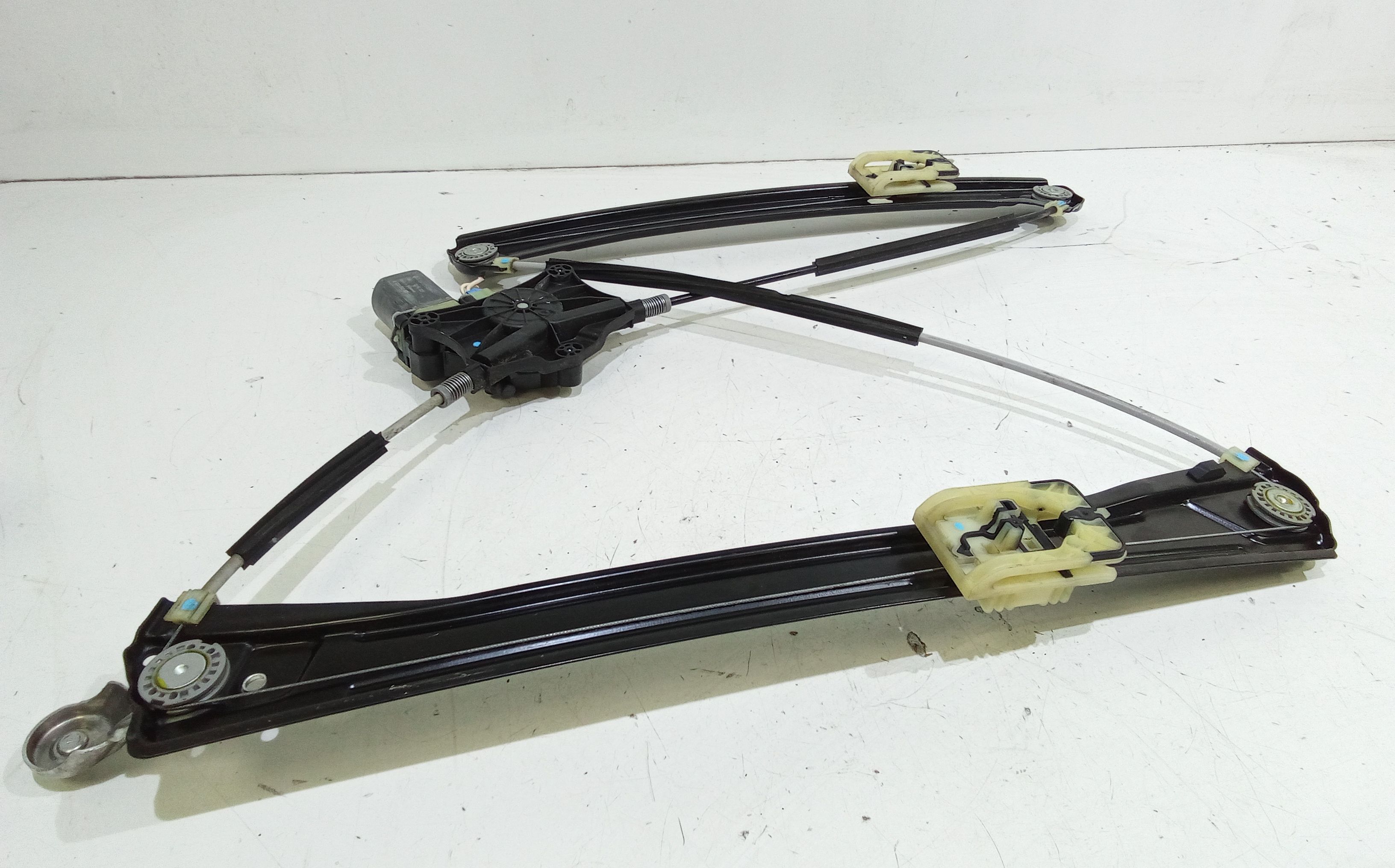 Cremagliera anteriore destra passeggero VOLKSWAGEN Tiguan Serie