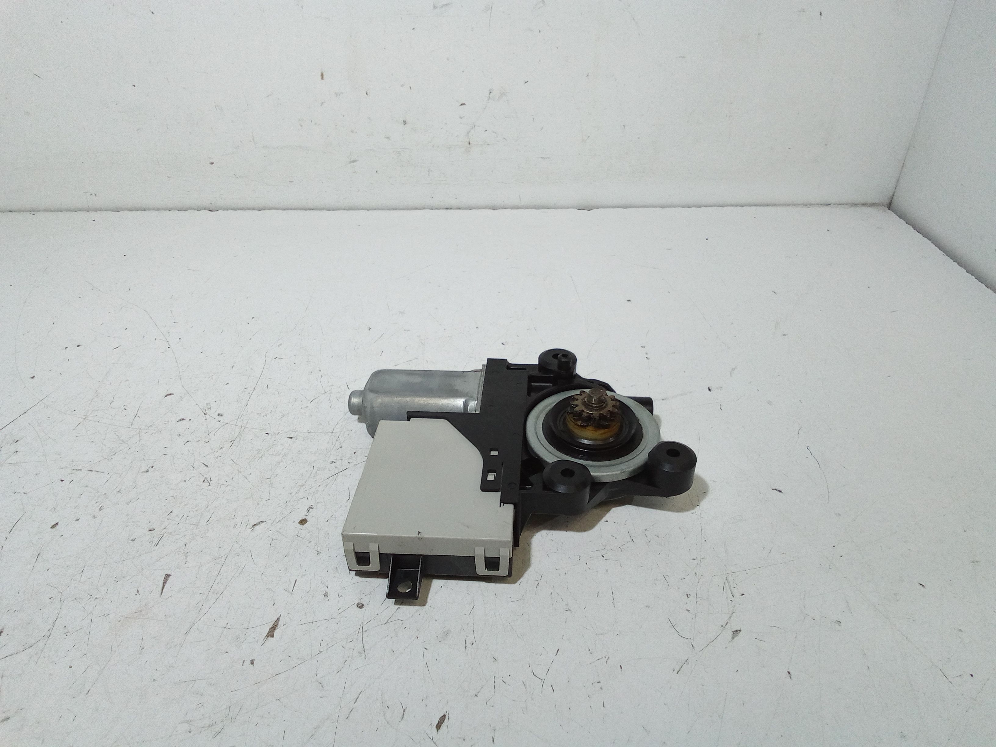 Motorino Alzavetro anteriore destra FORD C - Max Serie (07>10)