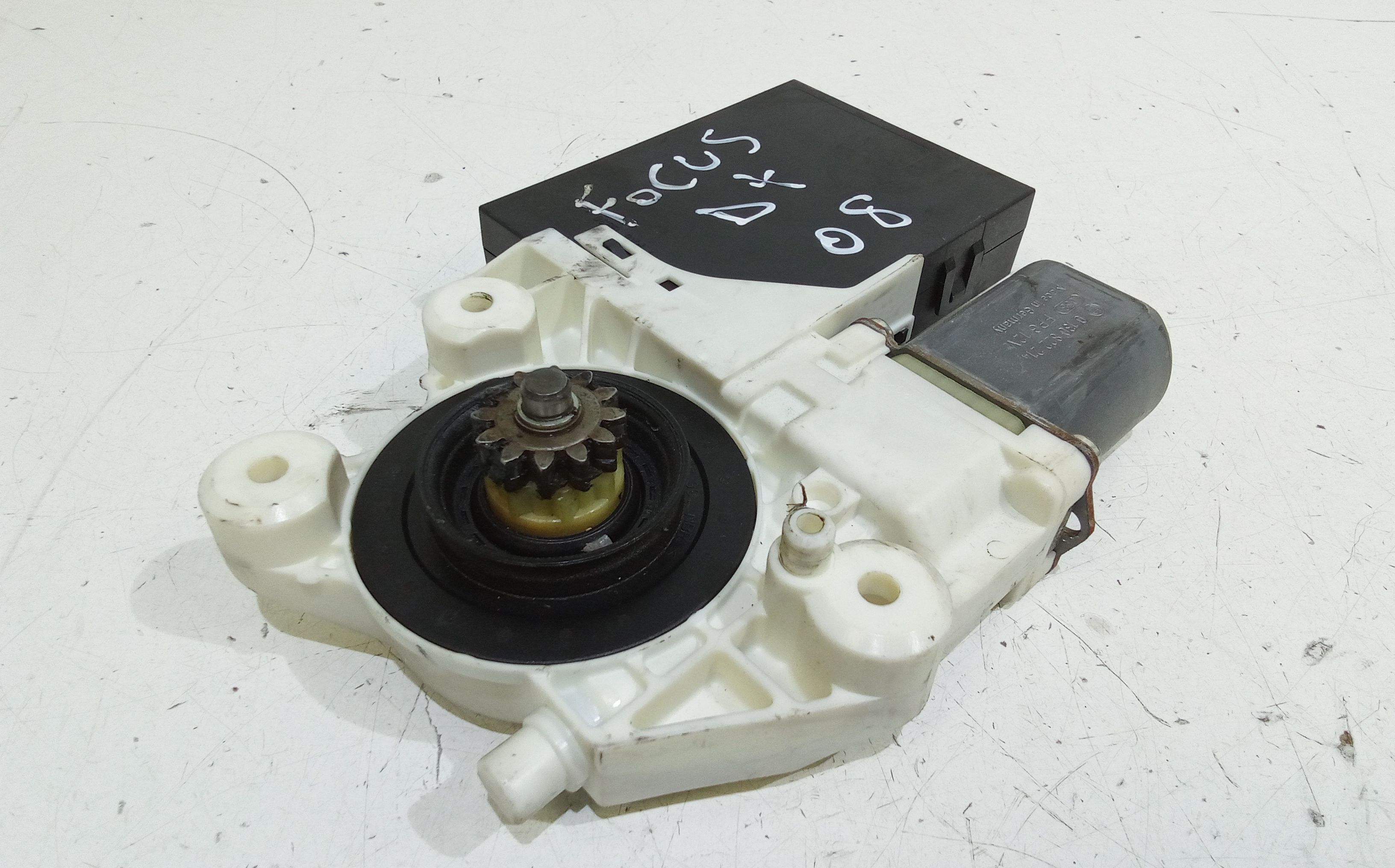 Motorino Alzavetro anteriore destra FORD Focus Berlina 3 Serie