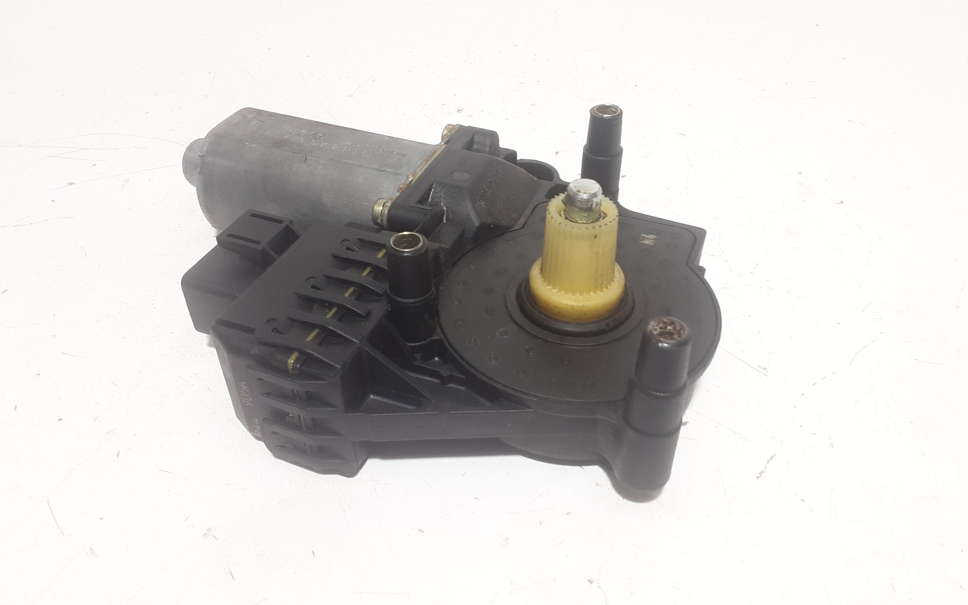 Motorino Alzavetro anteriore destra AUDI A6 Avant Serie C5 (4B5) (97>04)