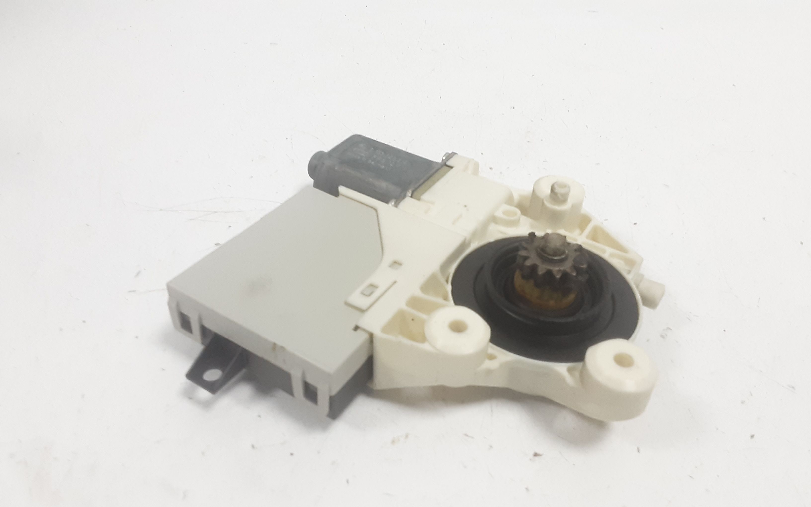 Motorino Alzavetro anteriore destra FORD Focus Berlina 3 Serie