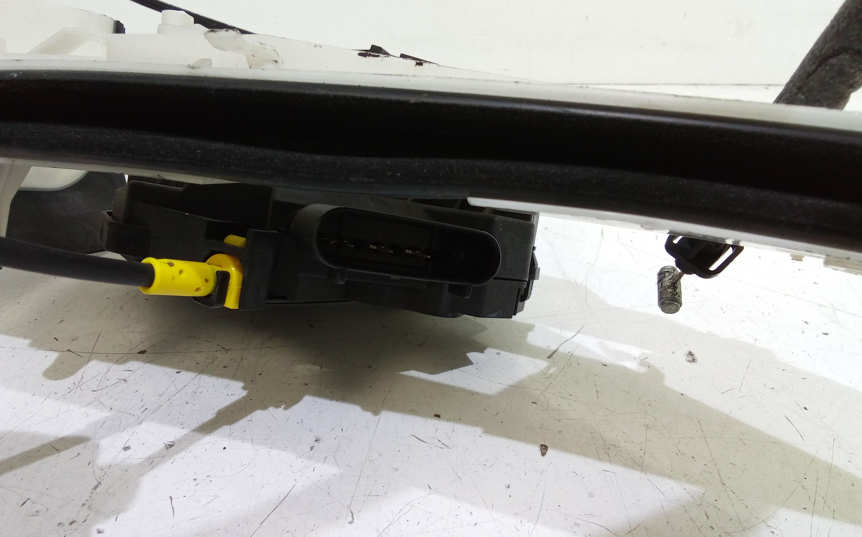 Serratura Posteriore Sinistra FORD Kuga Serie (16>)