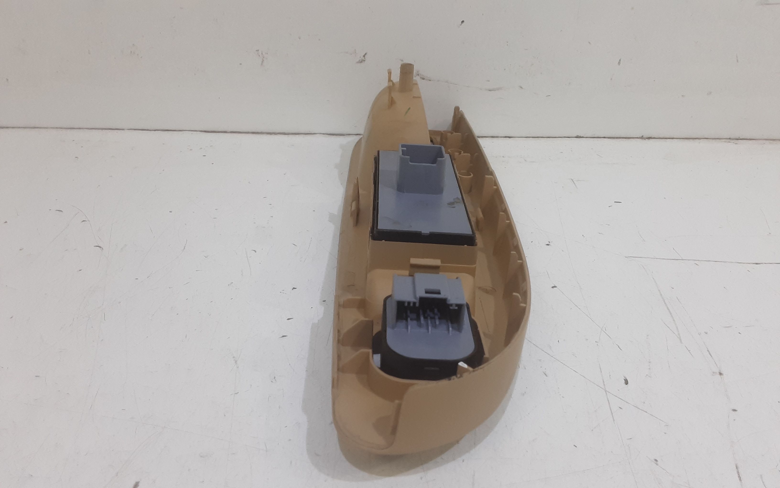 Pulsantiera anteriore sinistra Guida VOLKSWAGEN Passat Berlina 4 Serie