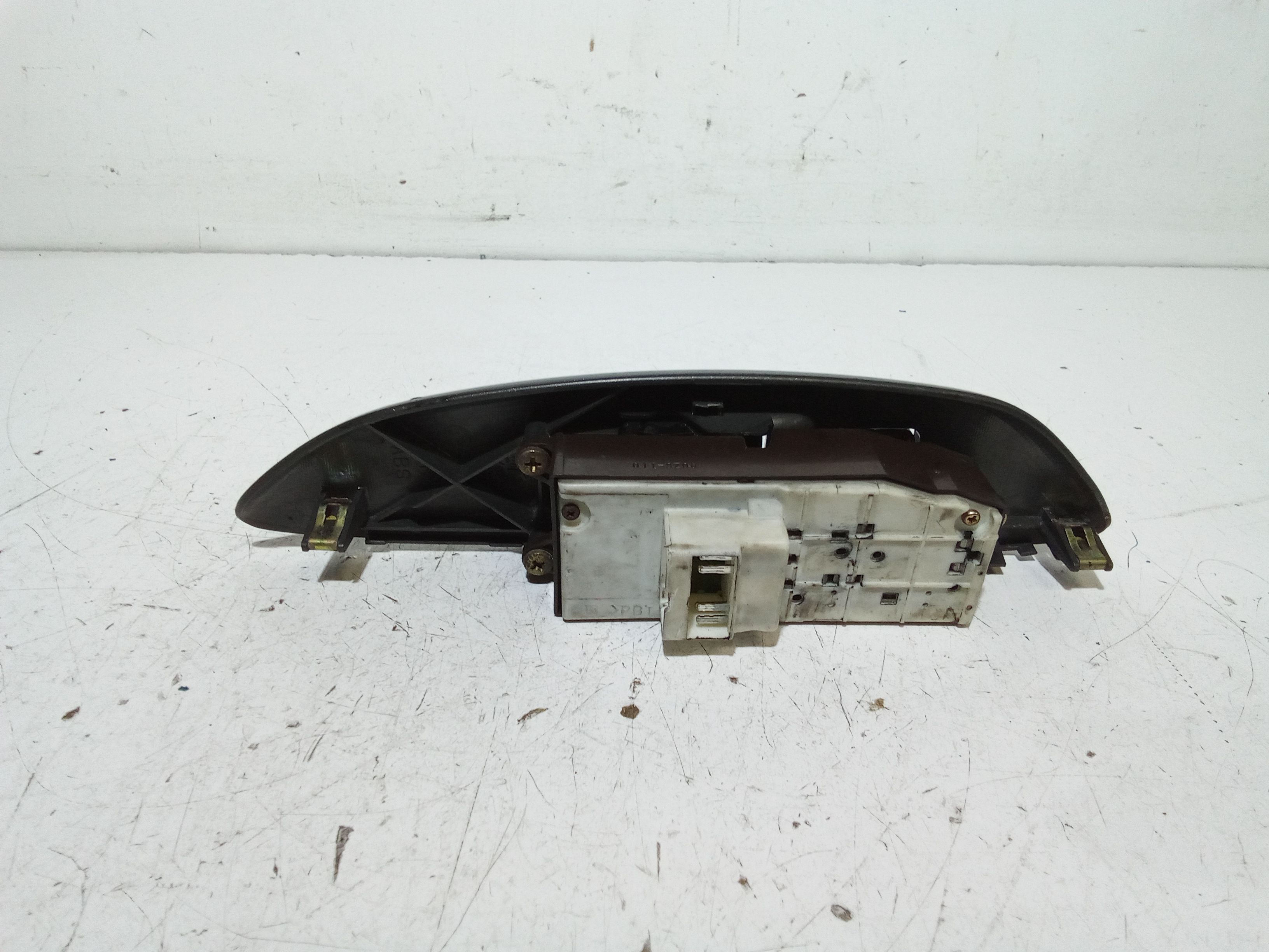 Pulsantiera anteriore sinistra Guida TOYOTA Yaris Serie (03>05)