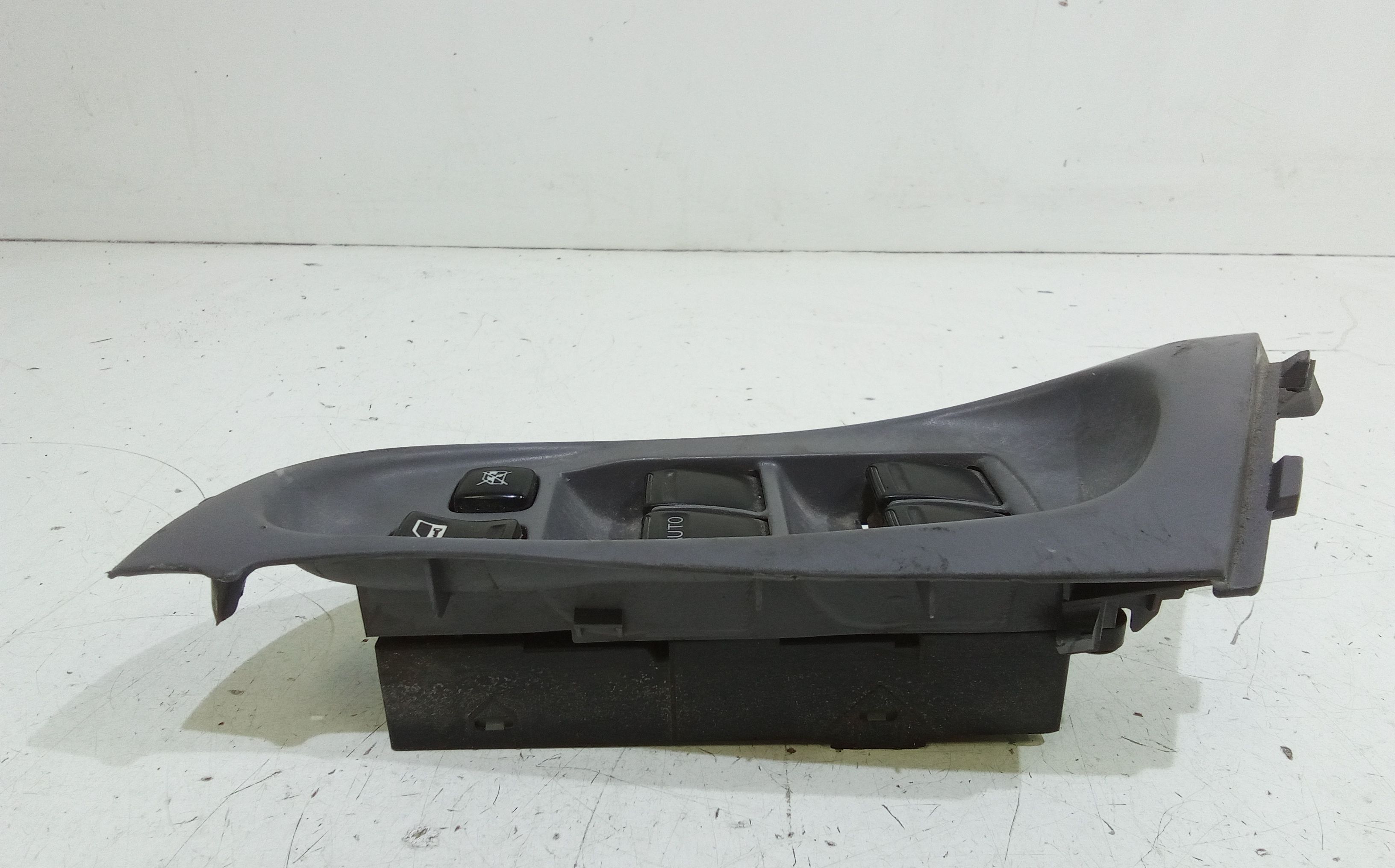 Pulsantiera anteriore sinistra Guida NISSAN Almera 3 Serie