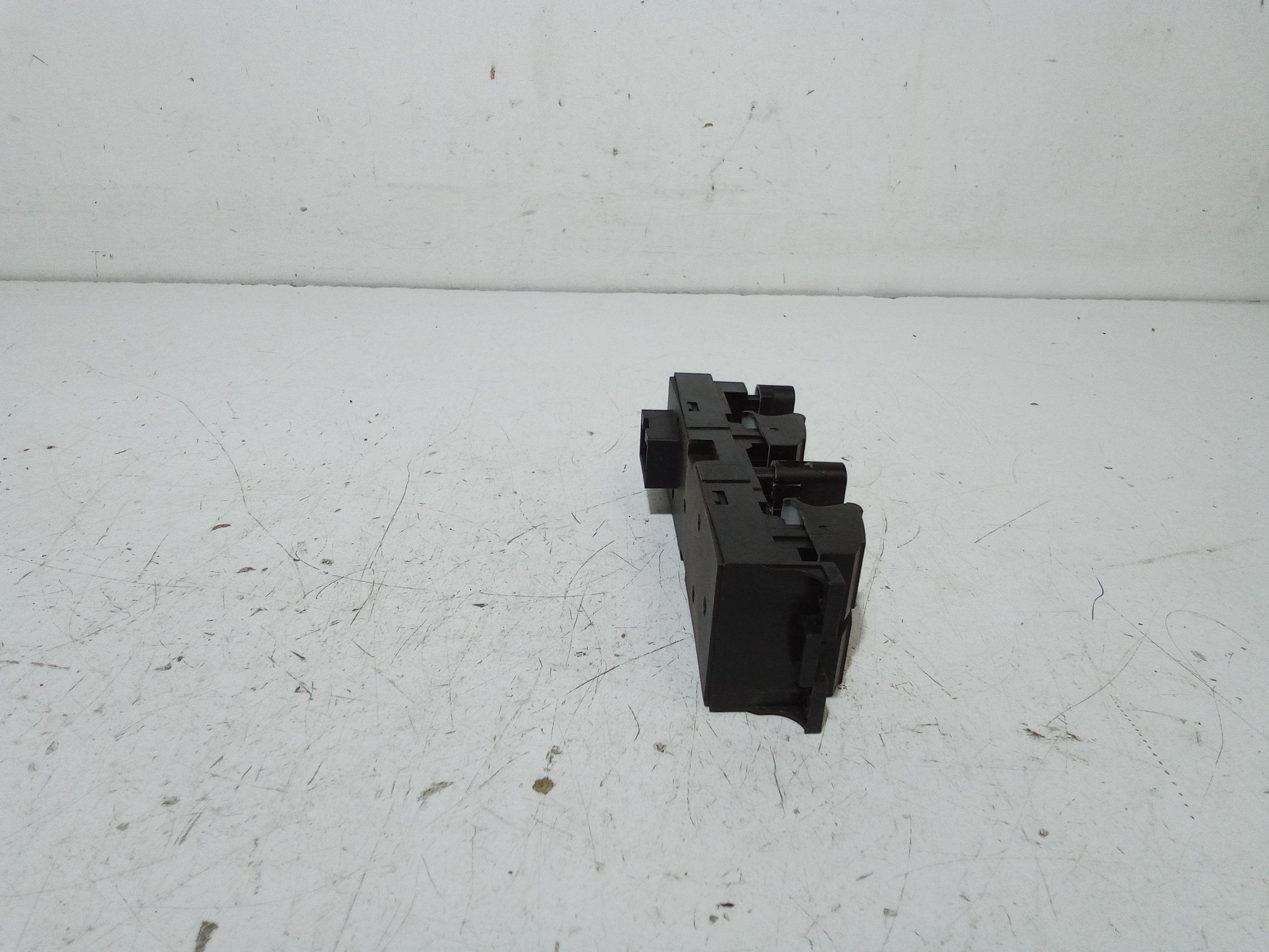 Pulsantiera anteriore sinistra Guida VOLKSWAGEN Passat Berlina 2 Serie