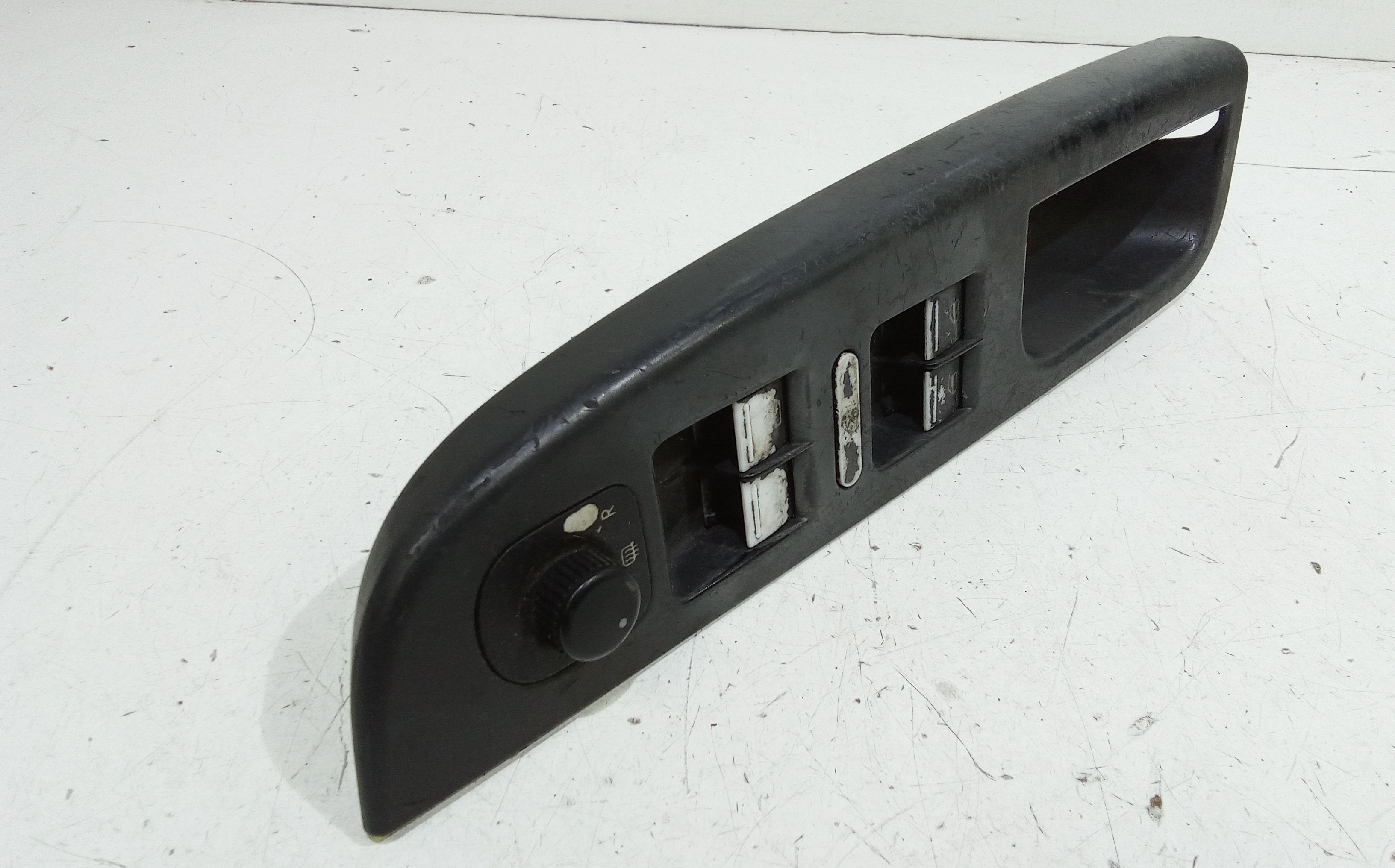 Pulsantiera anteriore sinistra Guida VOLKSWAGEN Golf 5 Berlina (03>08)