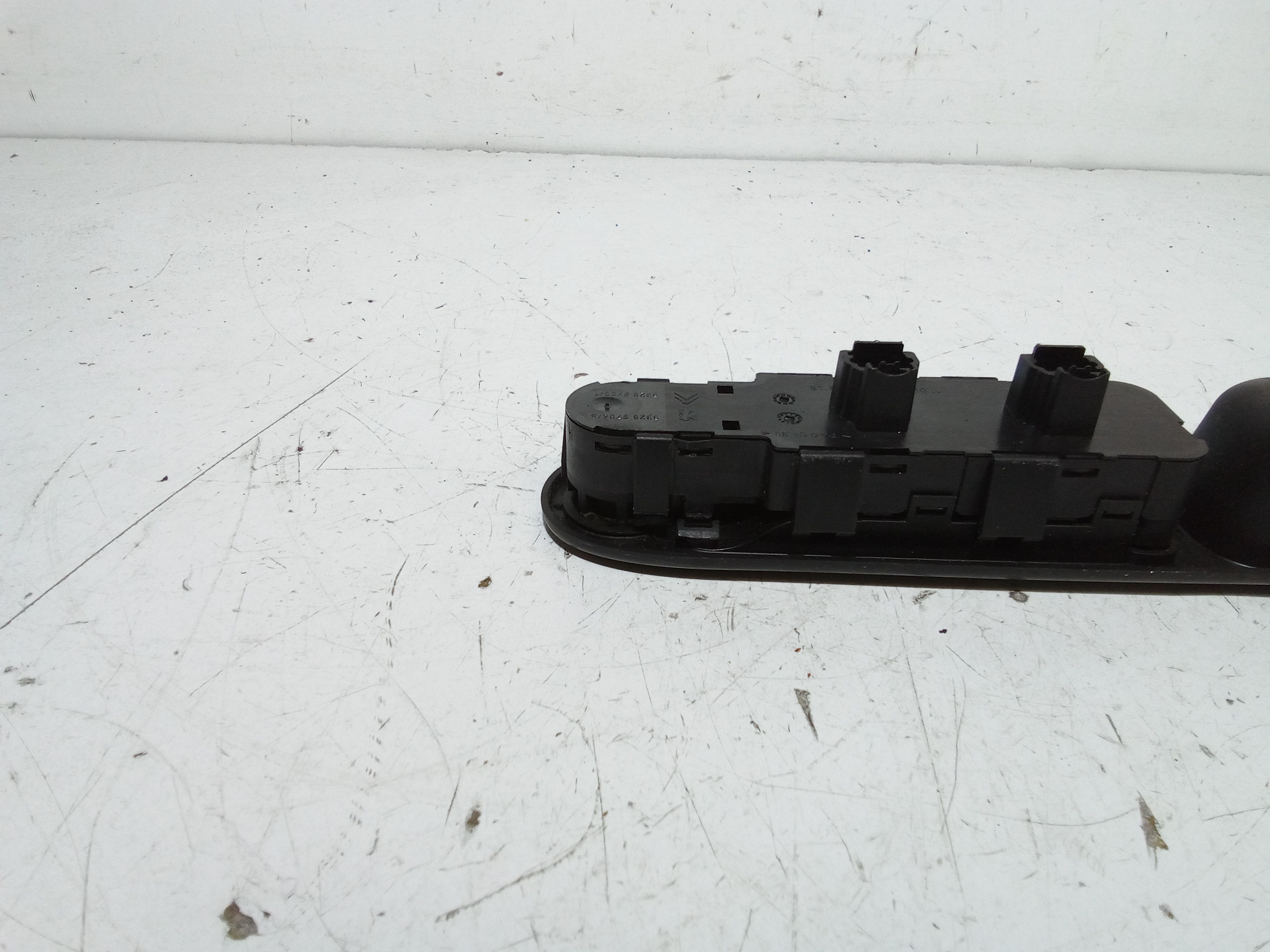 Pulsantiera anteriore sinistra Guida PEUGEOT 307 S. Wagon 2 Serie