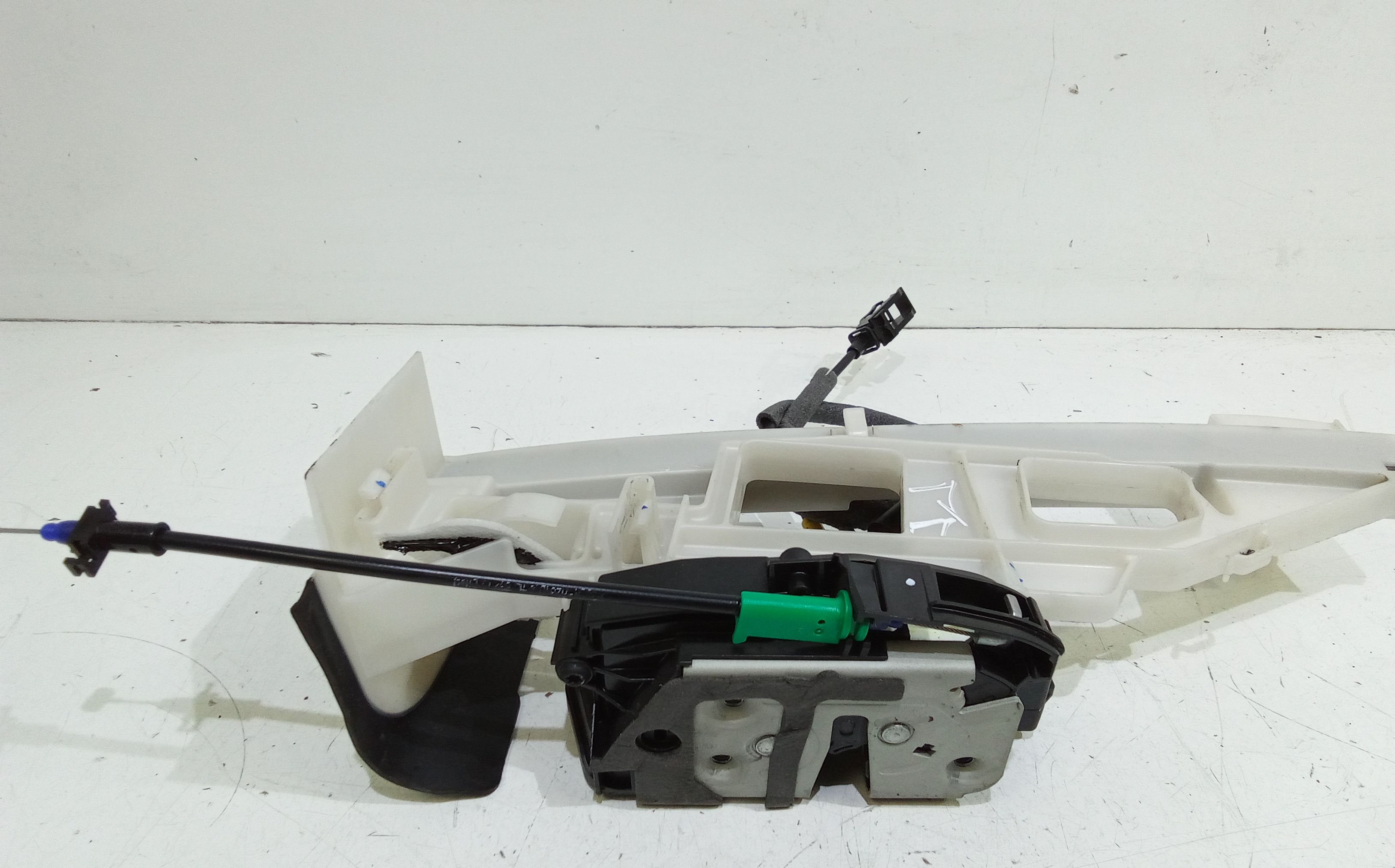 Serratura Posteriore destra FORD Kuga Serie (16>)