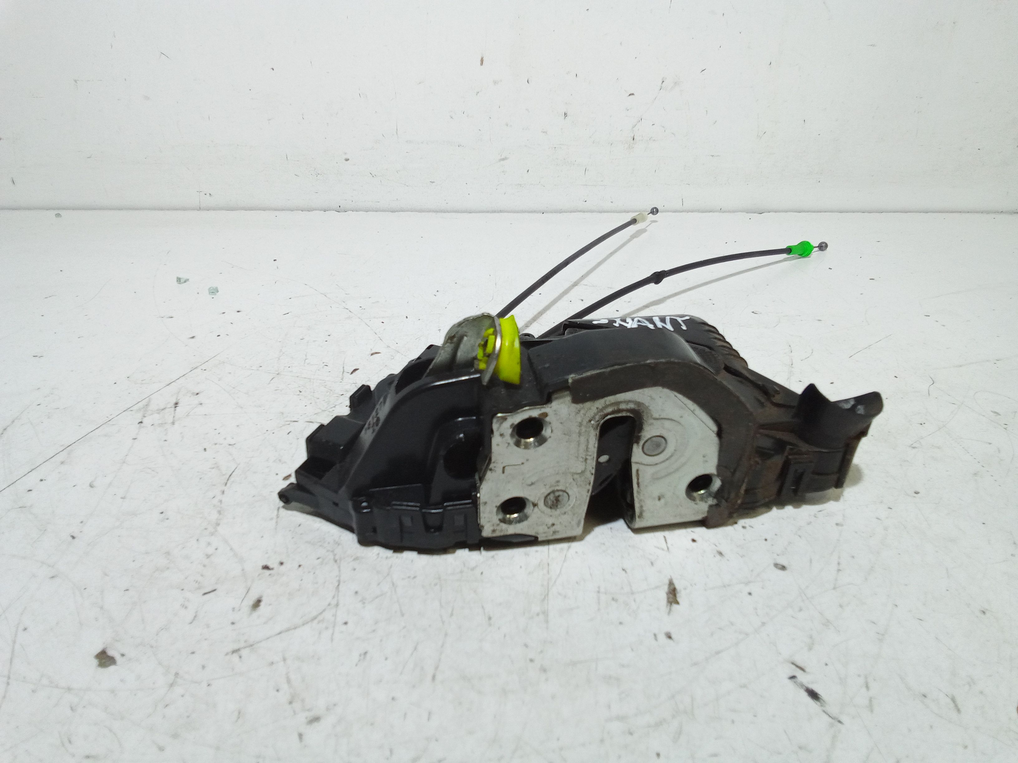 Serratura Anteriore Sinistra TOYOTA Yaris Serie (05>08)