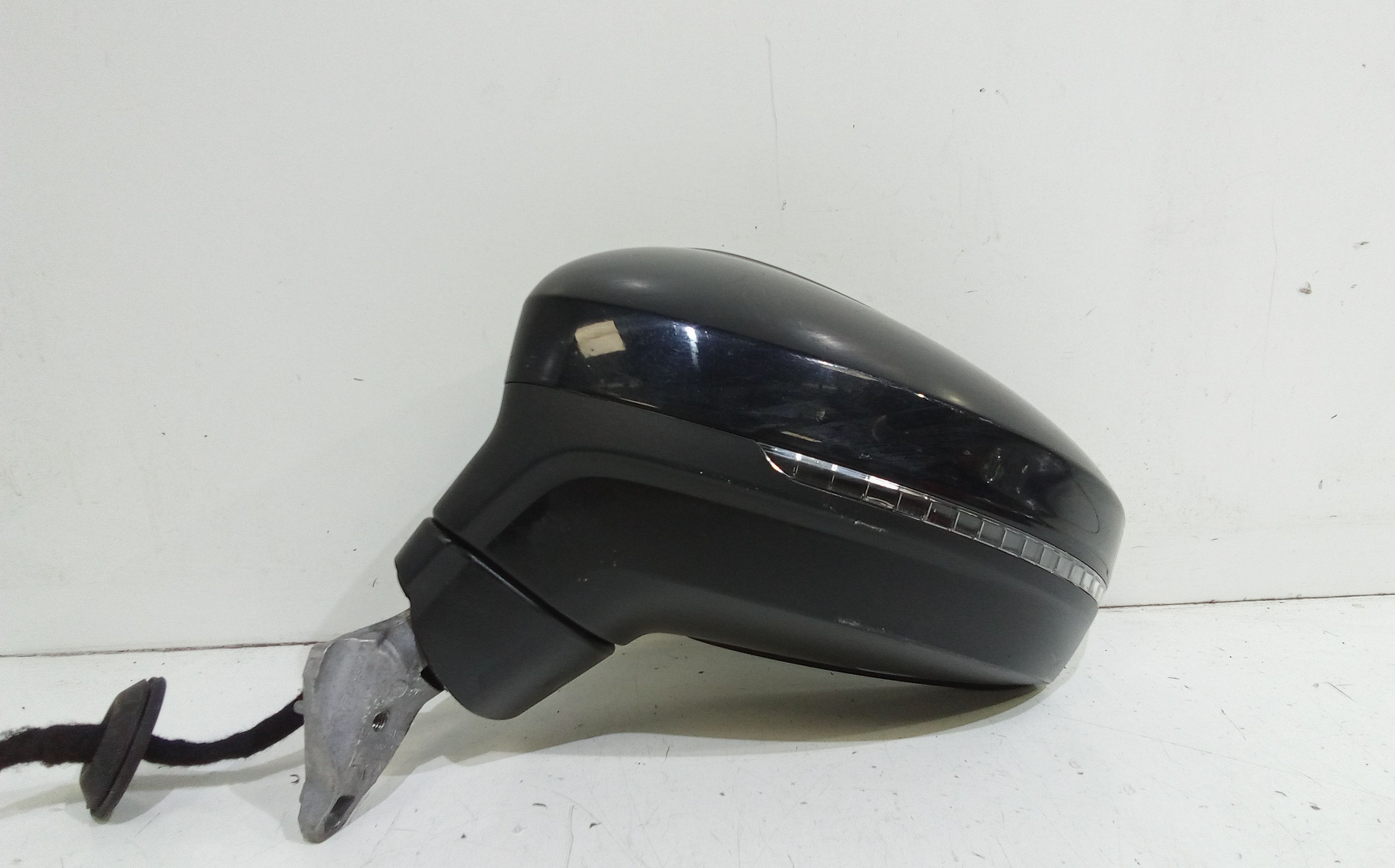 Specchietto Retrovisore Sinistro VOLKSWAGEN Tiguan Serie