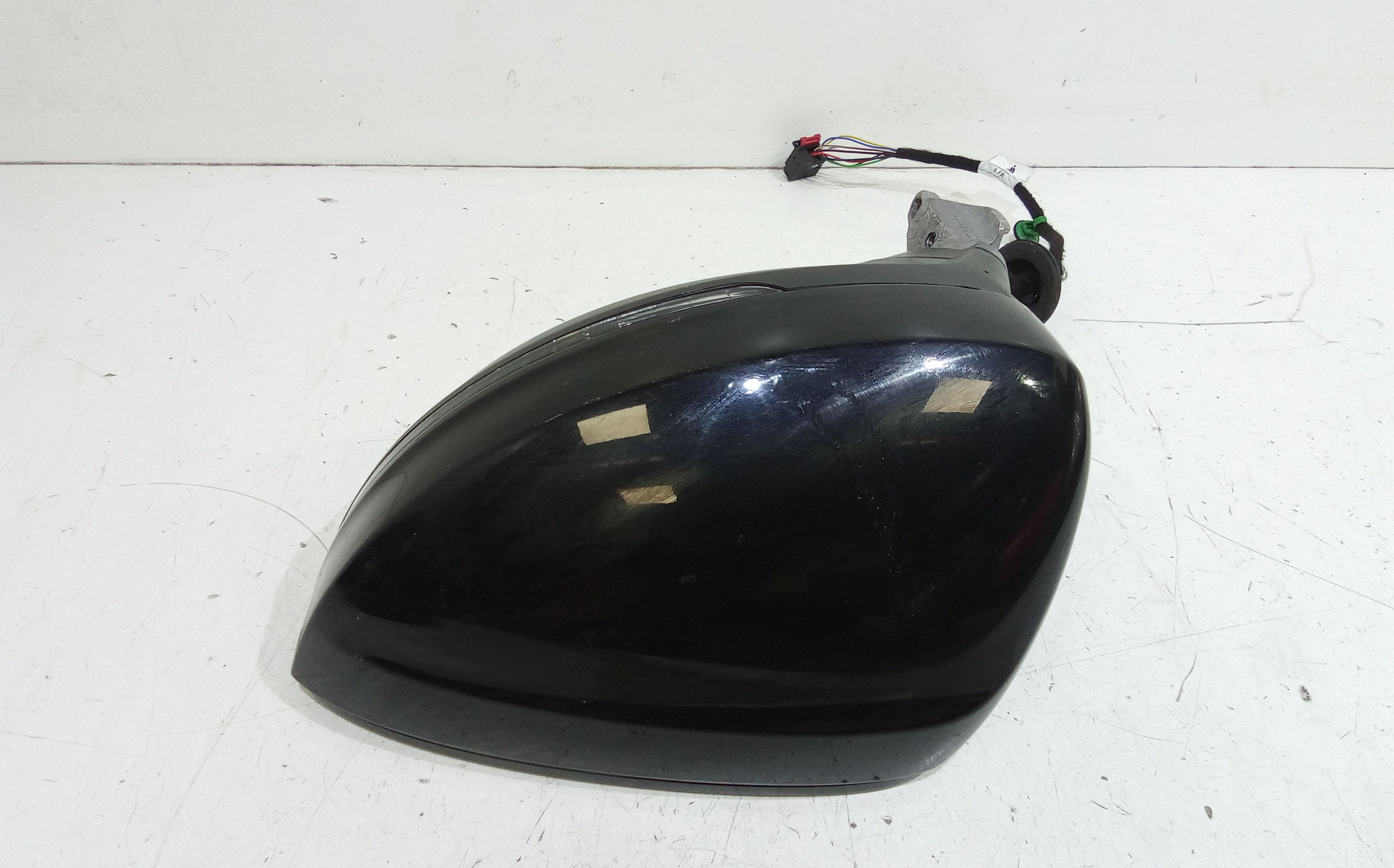 Specchietto Retrovisore Sinistro VOLKSWAGEN Tiguan Serie