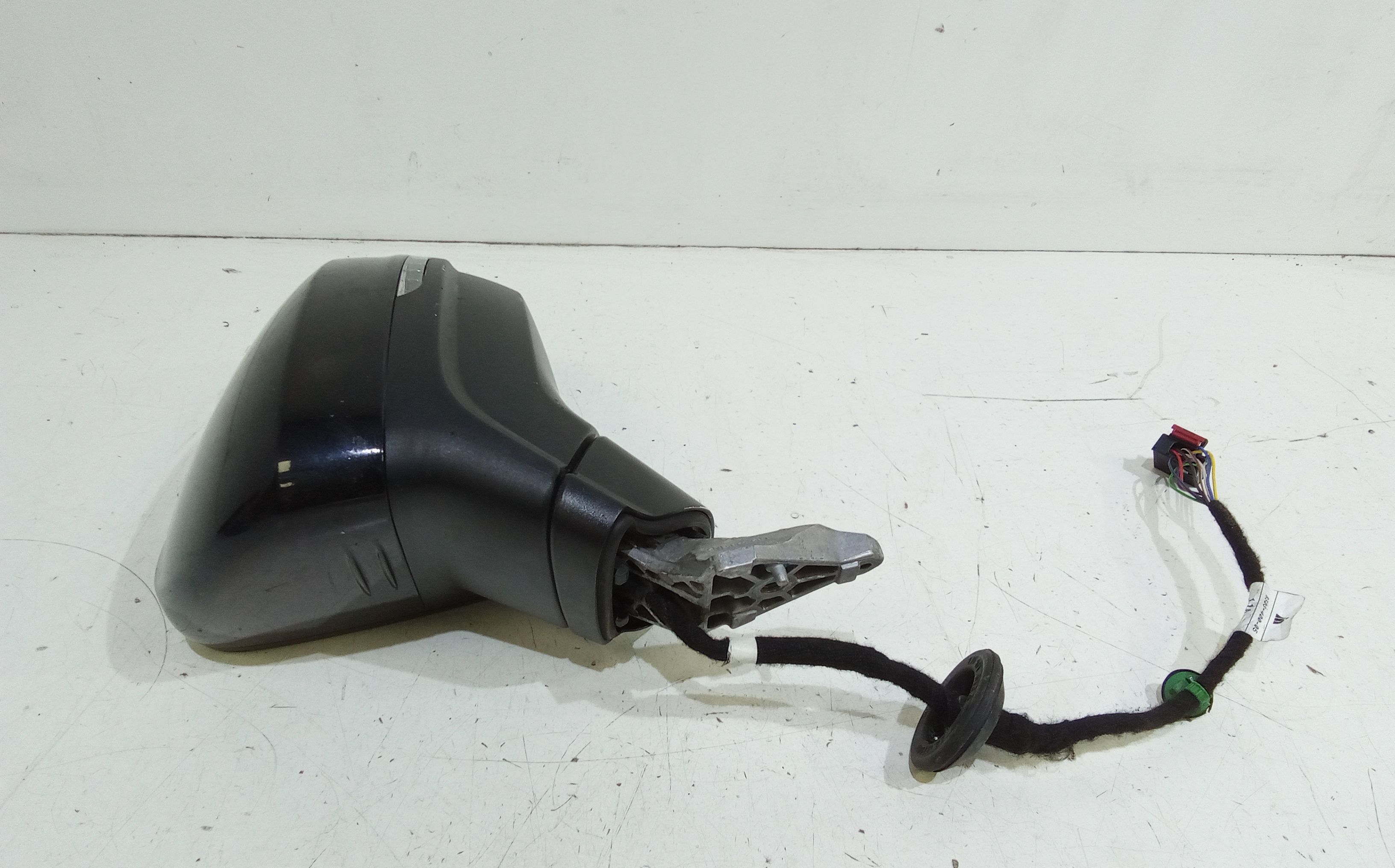 Specchietto Retrovisore Sinistro VOLKSWAGEN Tiguan Serie