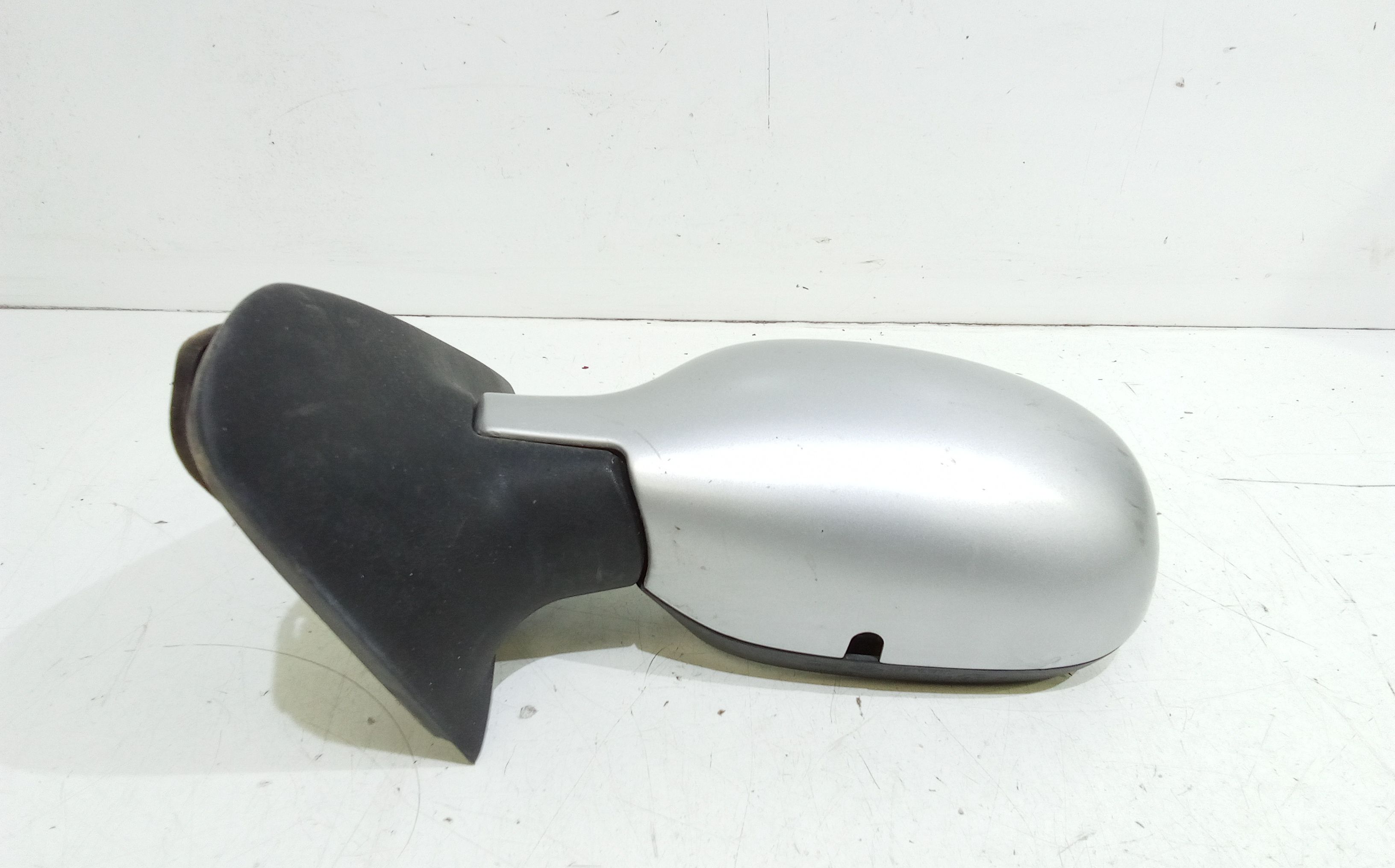 Specchietto Retrovisore Sinistro RENAULT Clio Serie (01>05)