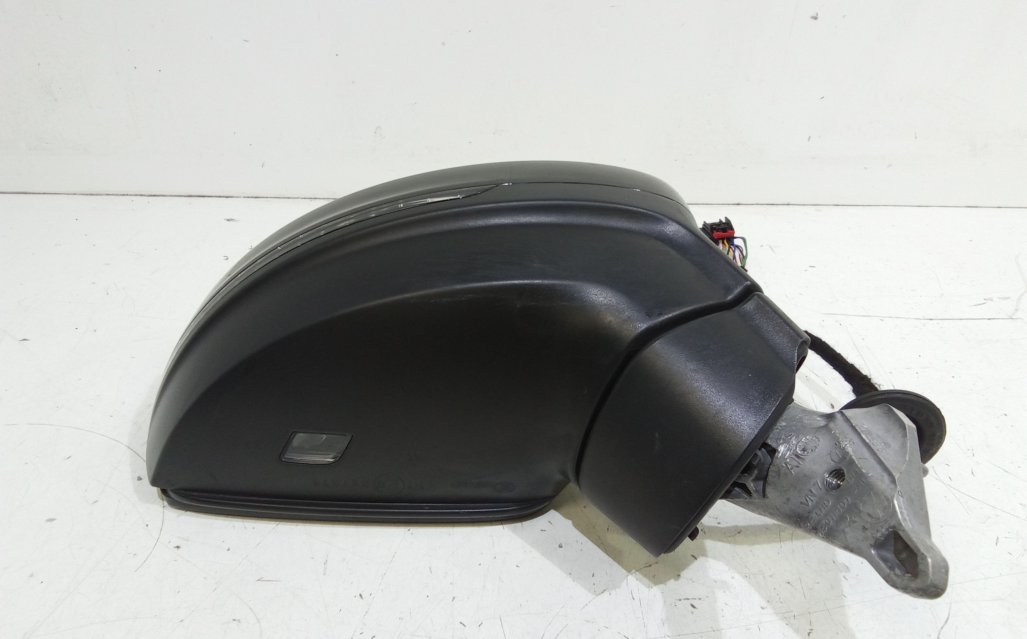 Specchietto Retrovisore Destro VOLKSWAGEN Tiguan Serie