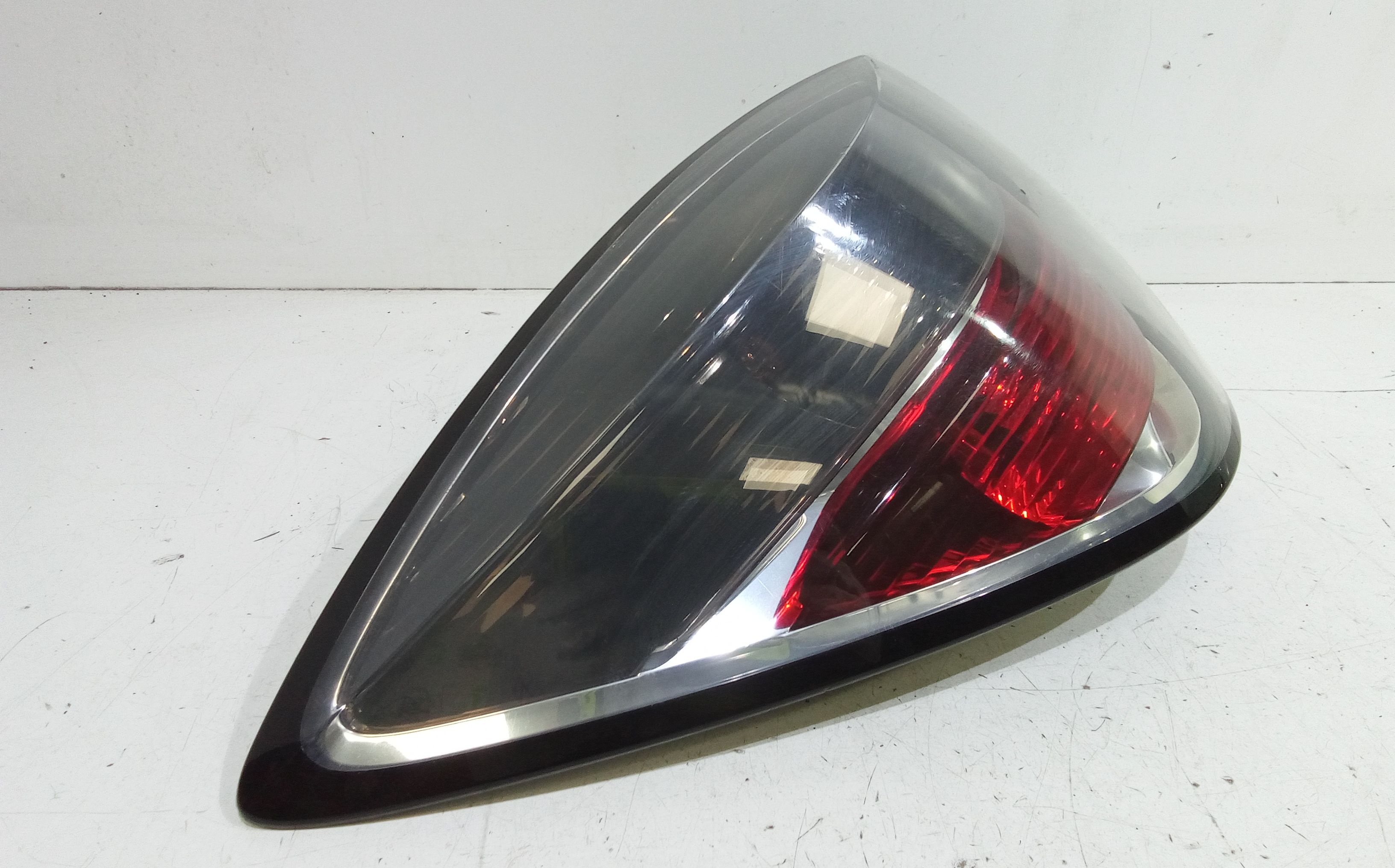 Stop fanale Posteriore sinistro lato Guida OPEL Astra H Berlina