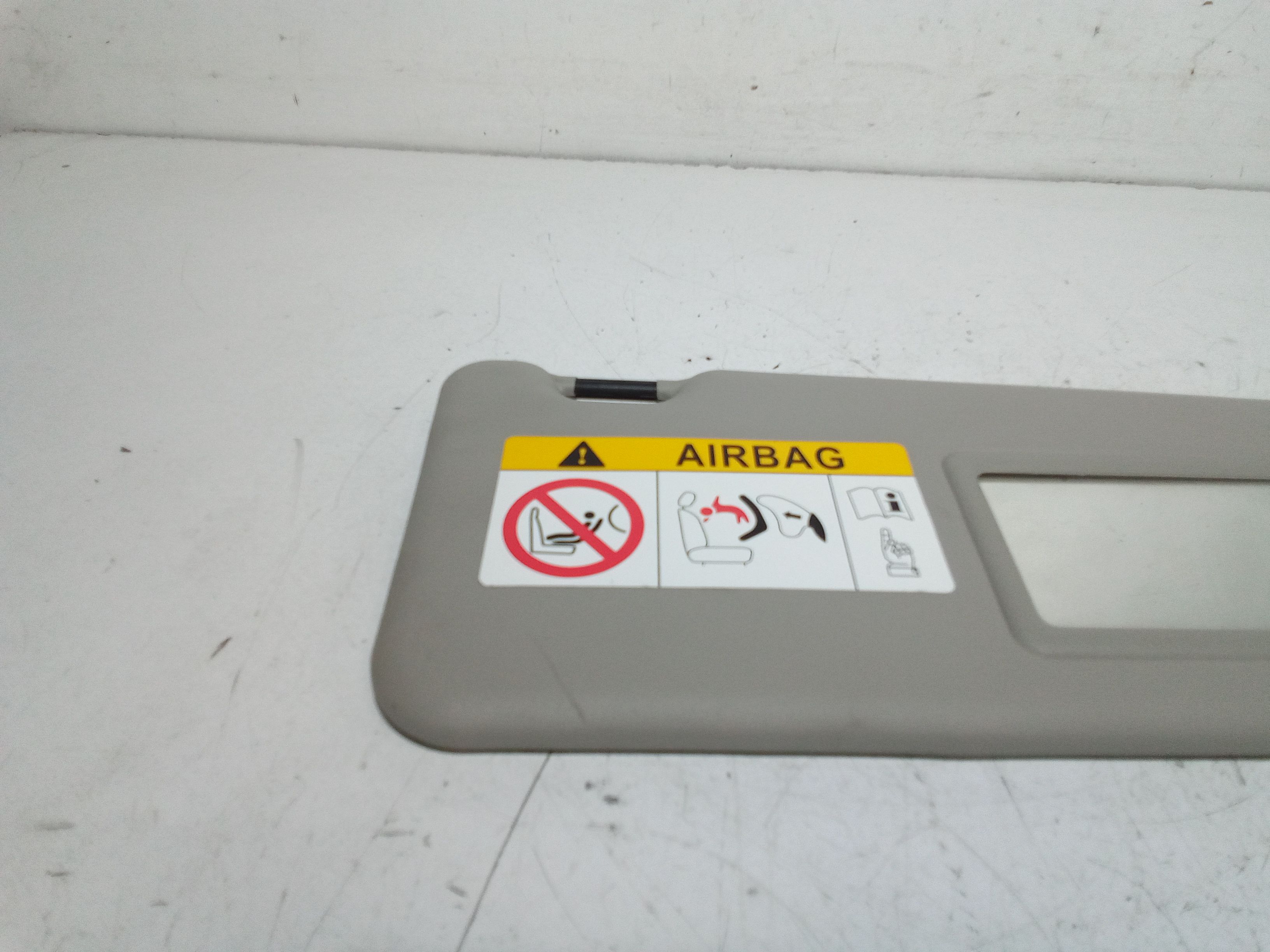 Parasole aletta Lato Passeggero DACIA Logan Serie MCV (13>)