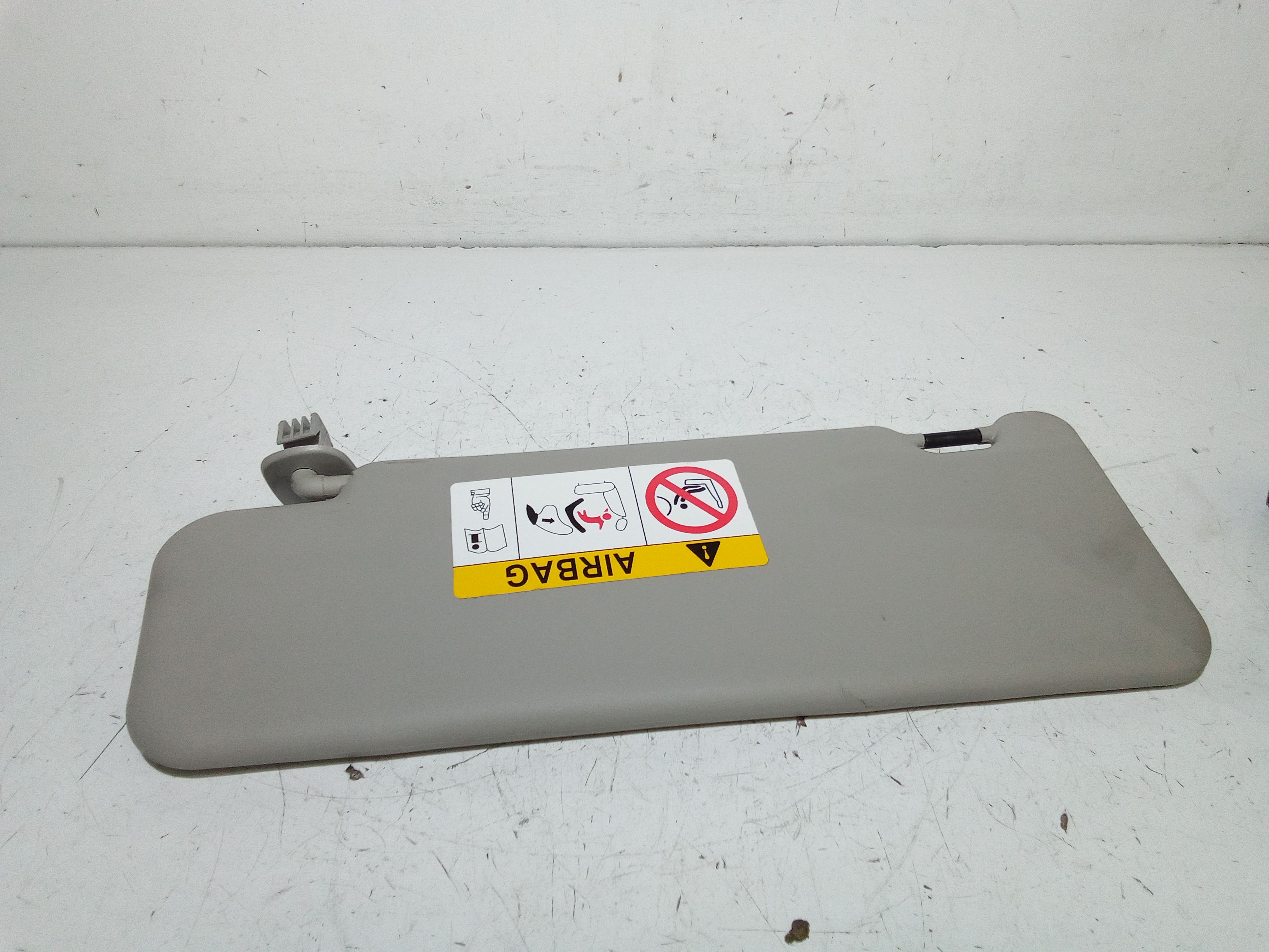 Parasole aletta Lato Passeggero DACIA Logan Serie MCV (13>)