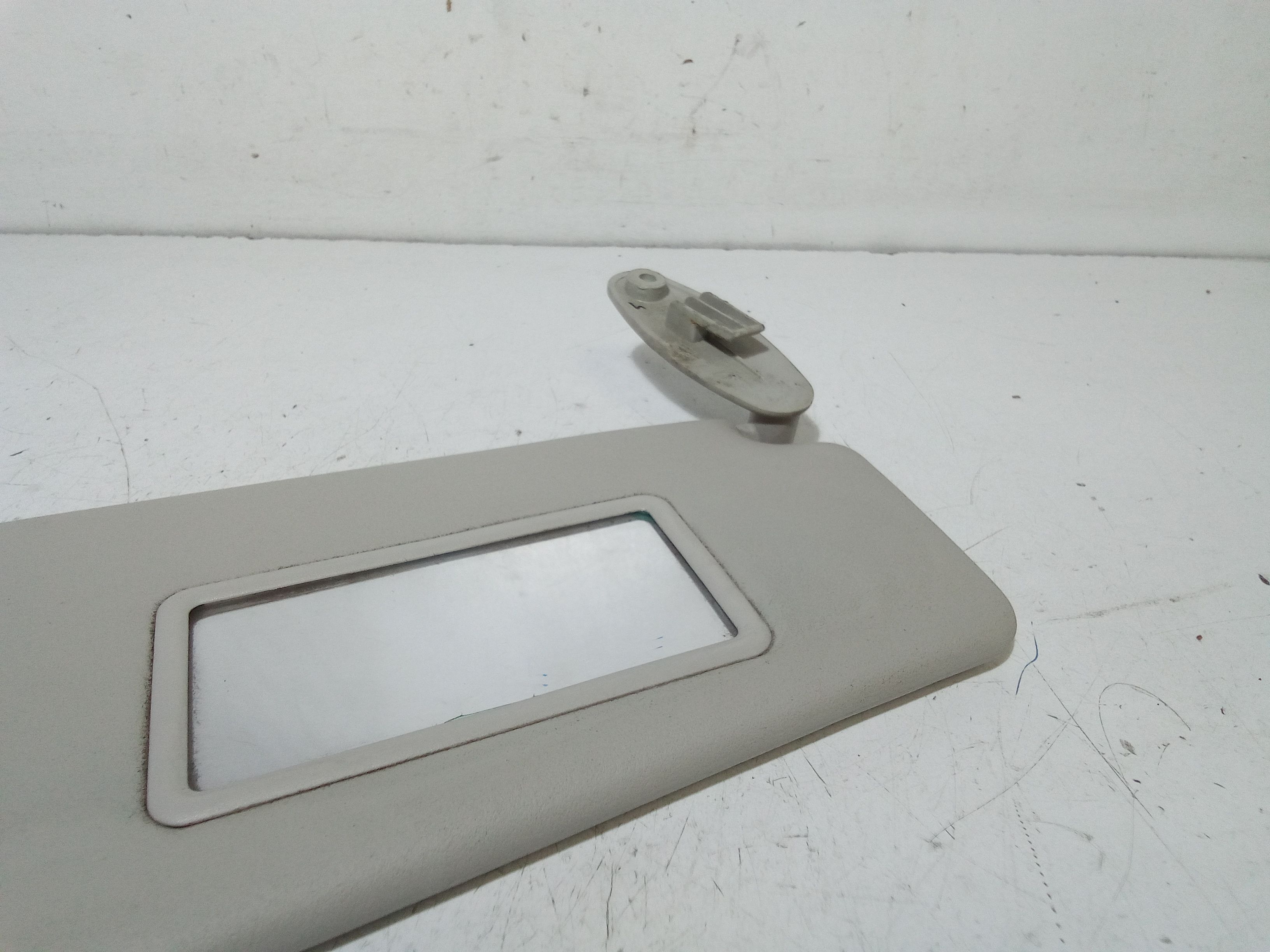 Parasole aletta Lato Passeggero FIAT Punto Berlina 3P 2 Serie