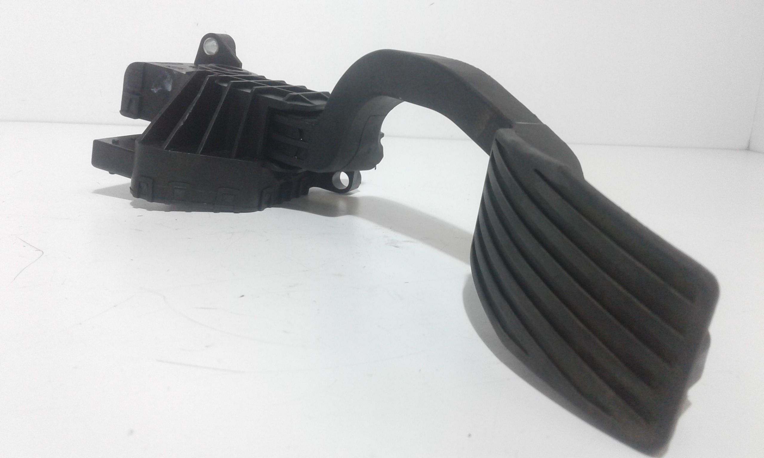 Pedale acceleratore OPEL Corsa D 5P 1 Serie