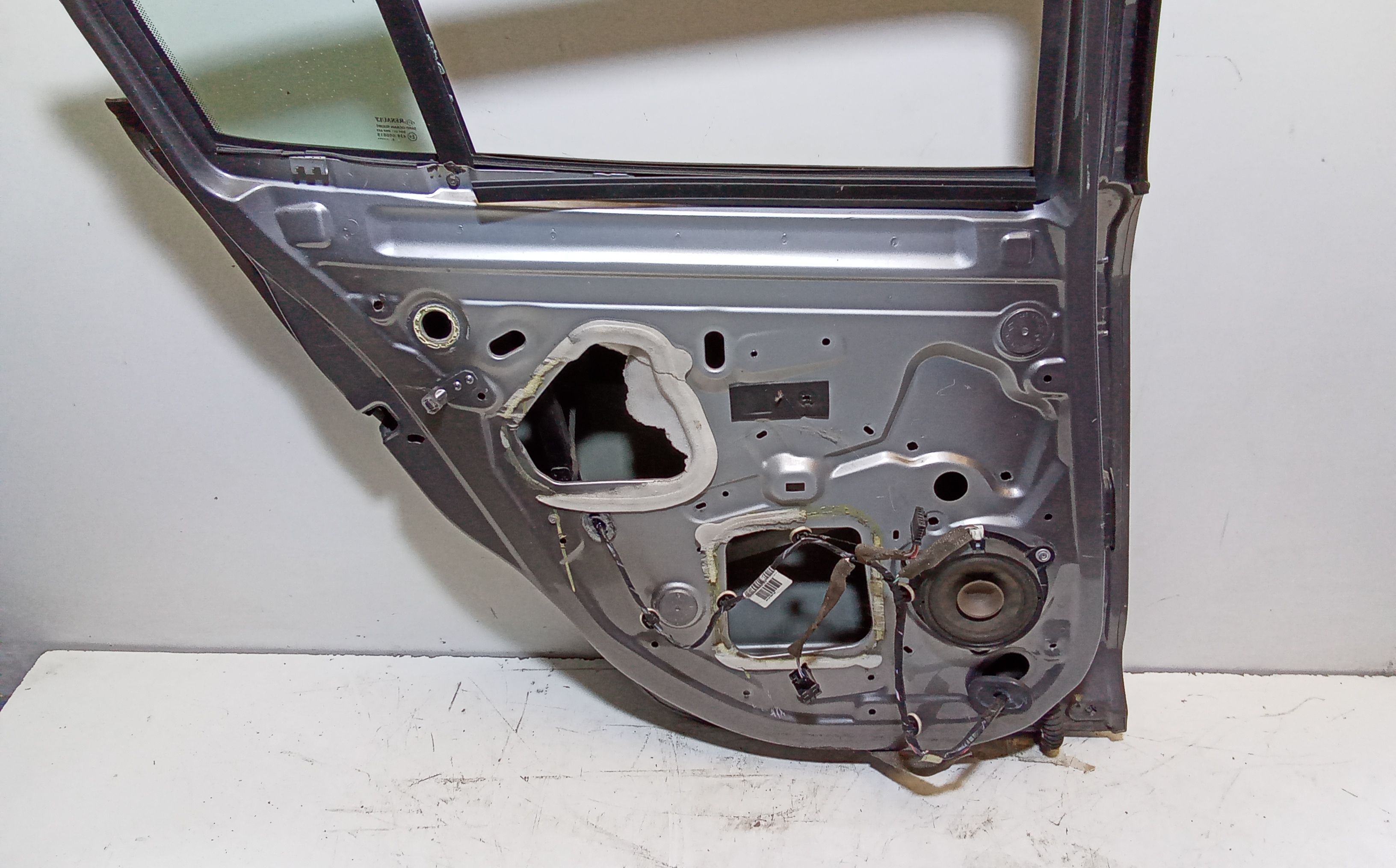 Portiera Posteriore Sinistra RENAULT Megane III (08>16)