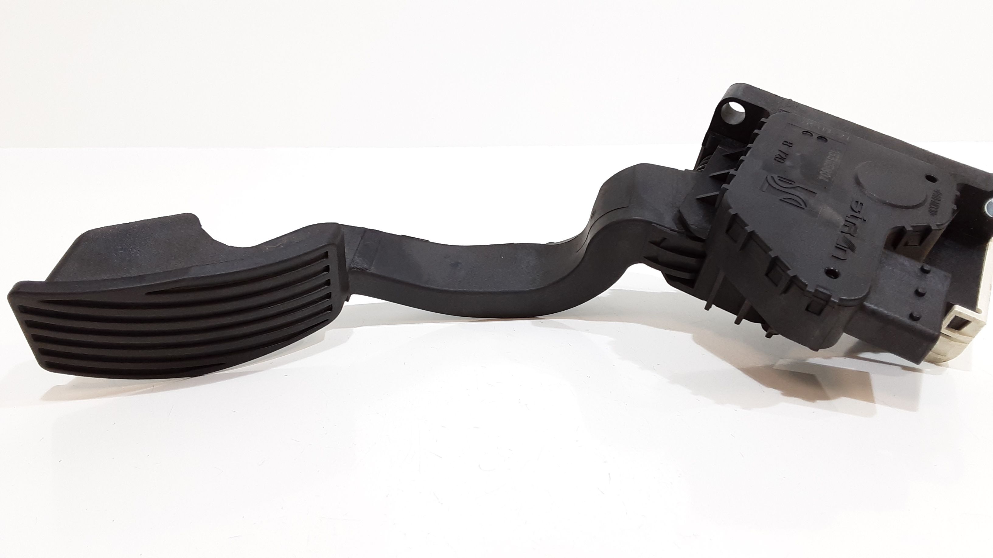 Pedale acceleratore OPEL Corsa D 3P 1 Serie