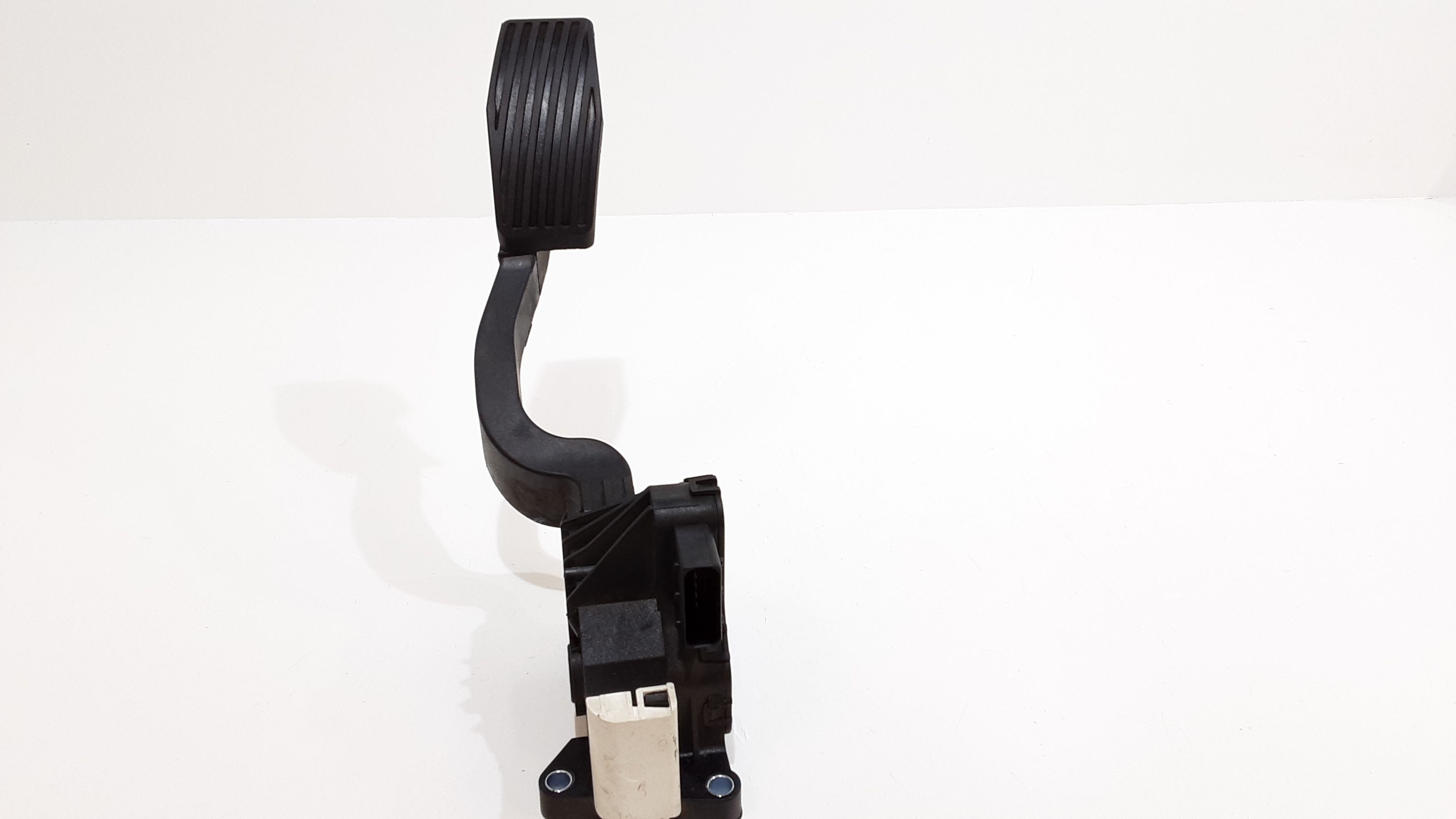 Pedale acceleratore OPEL Corsa D 3P 1 Serie