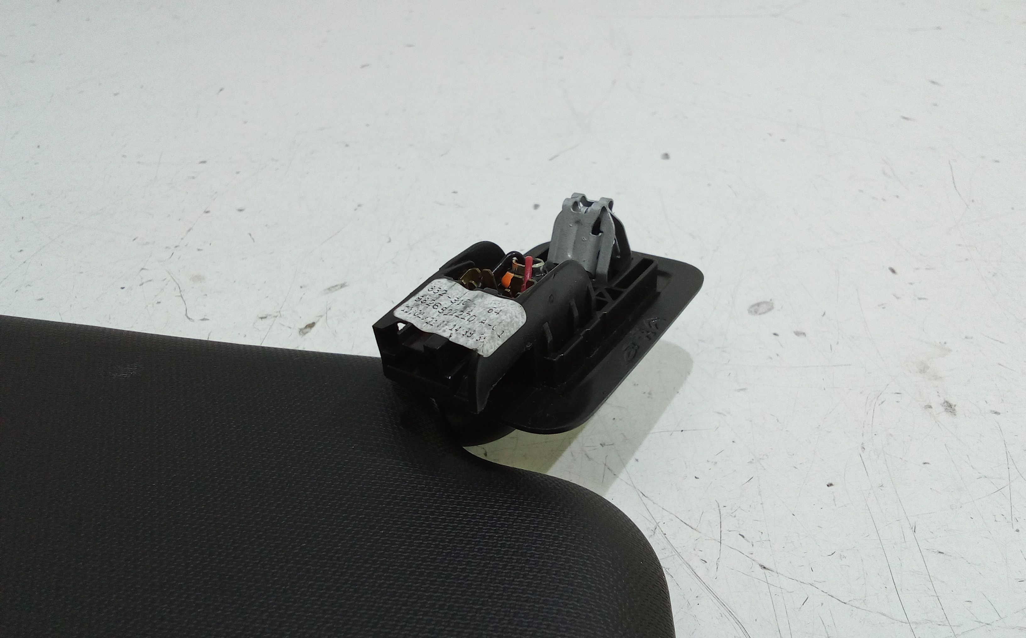 Parasole aletta anteriore Lato Guida PEUGEOT 208 Serie (19>)