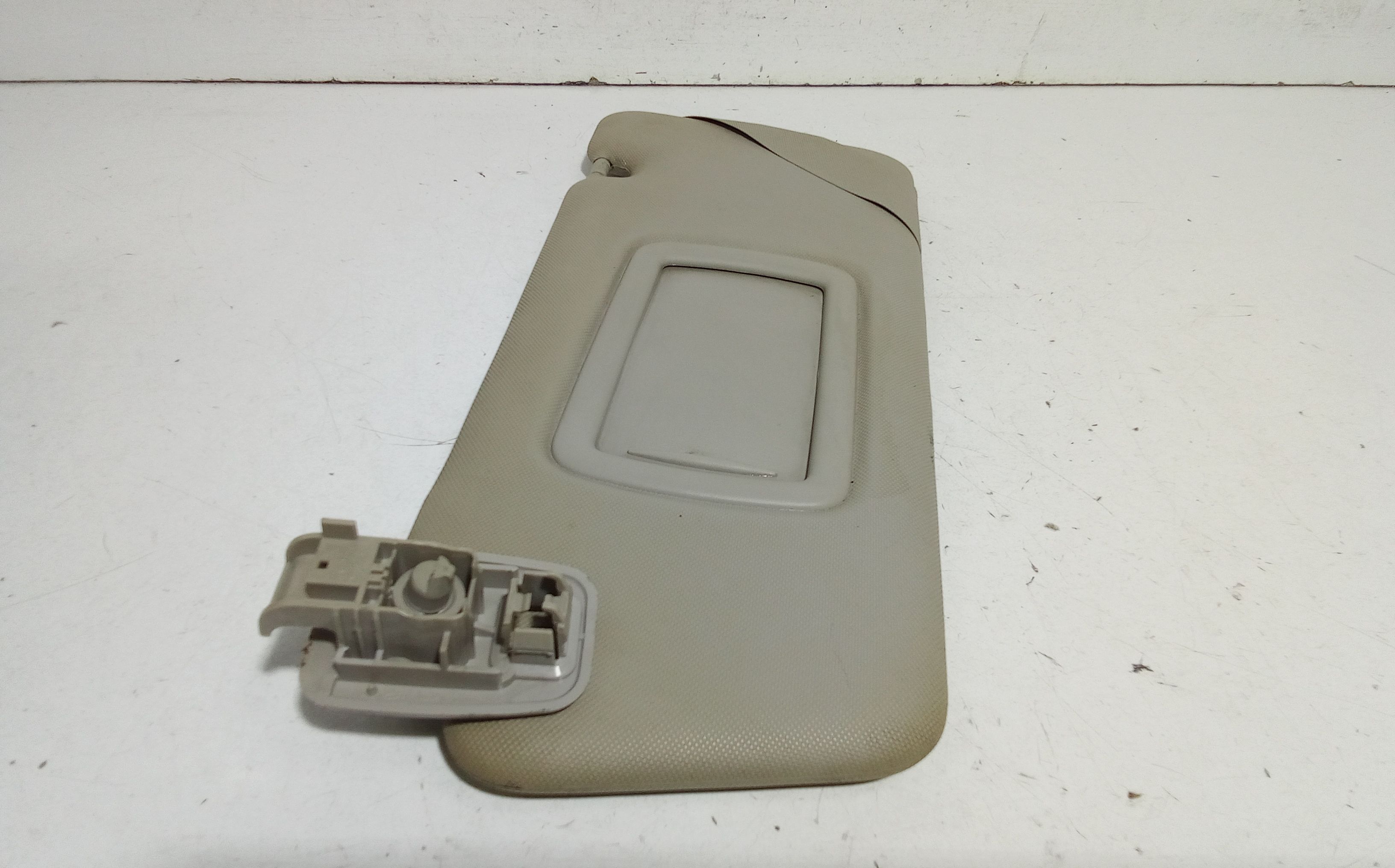 Parasole aletta anteriore Lato Guida RENAULT Megane III (08>16)