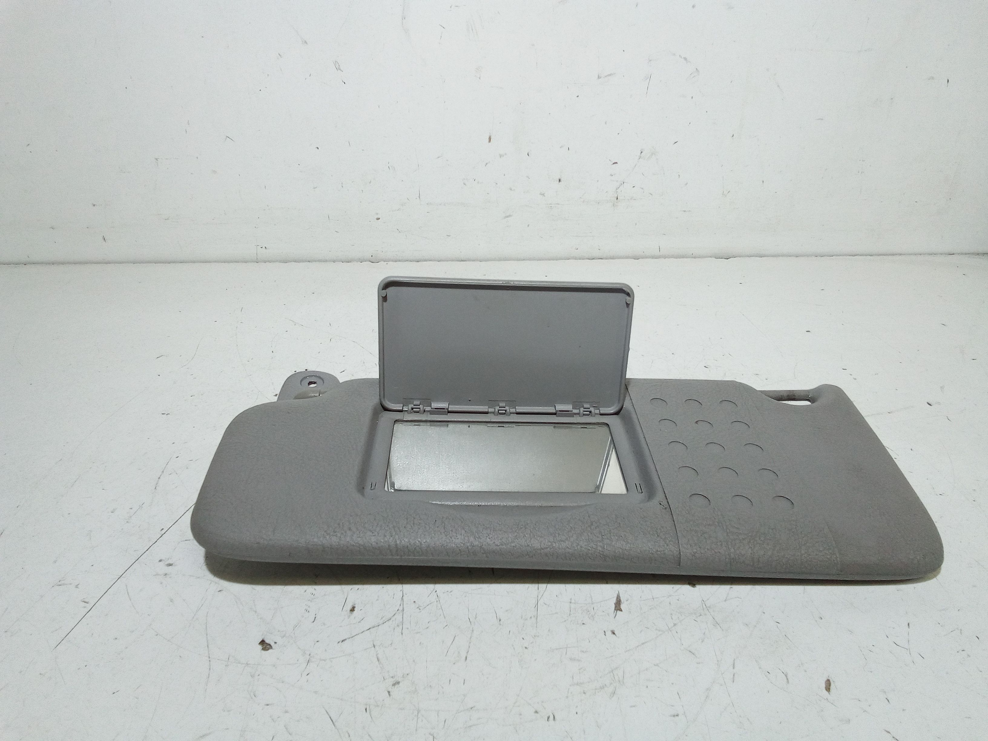 Parasole aletta anteriore Lato Guida RENAULT Clio Serie (01>05)