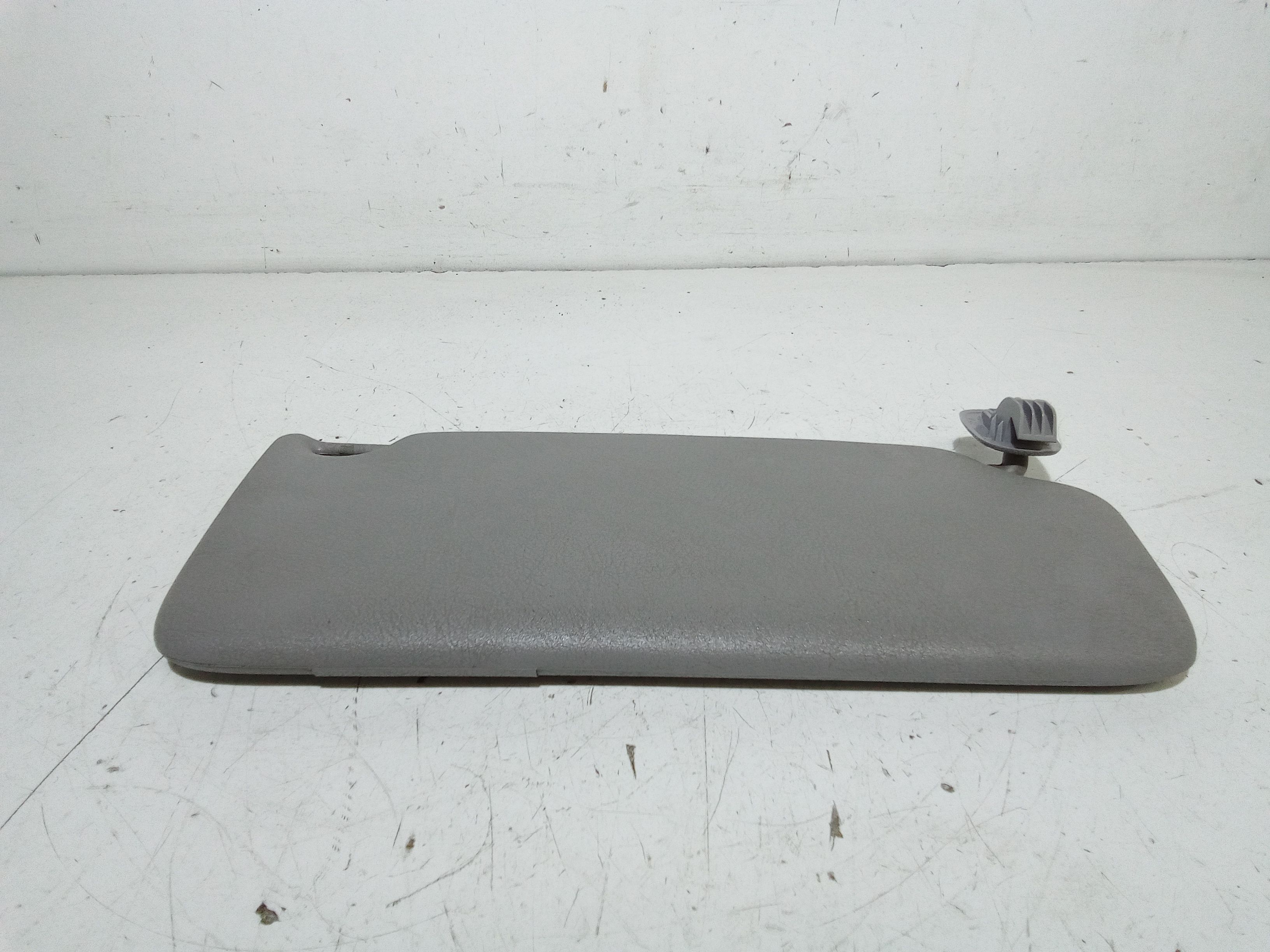 Parasole aletta anteriore Lato Guida RENAULT Clio Serie (01>05)