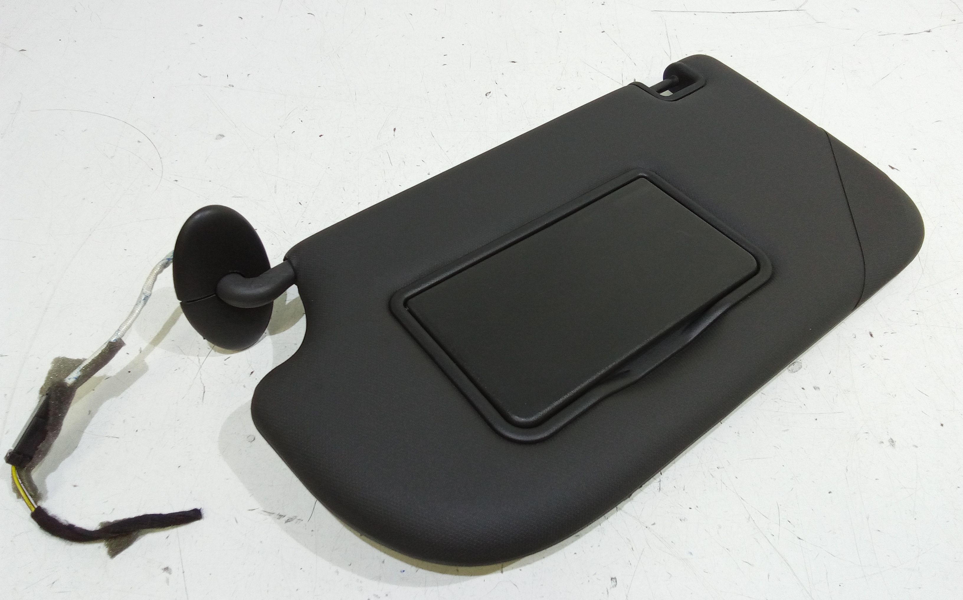 Parasole aletta anteriore Lato Guida FORD Kuga Serie (16>)