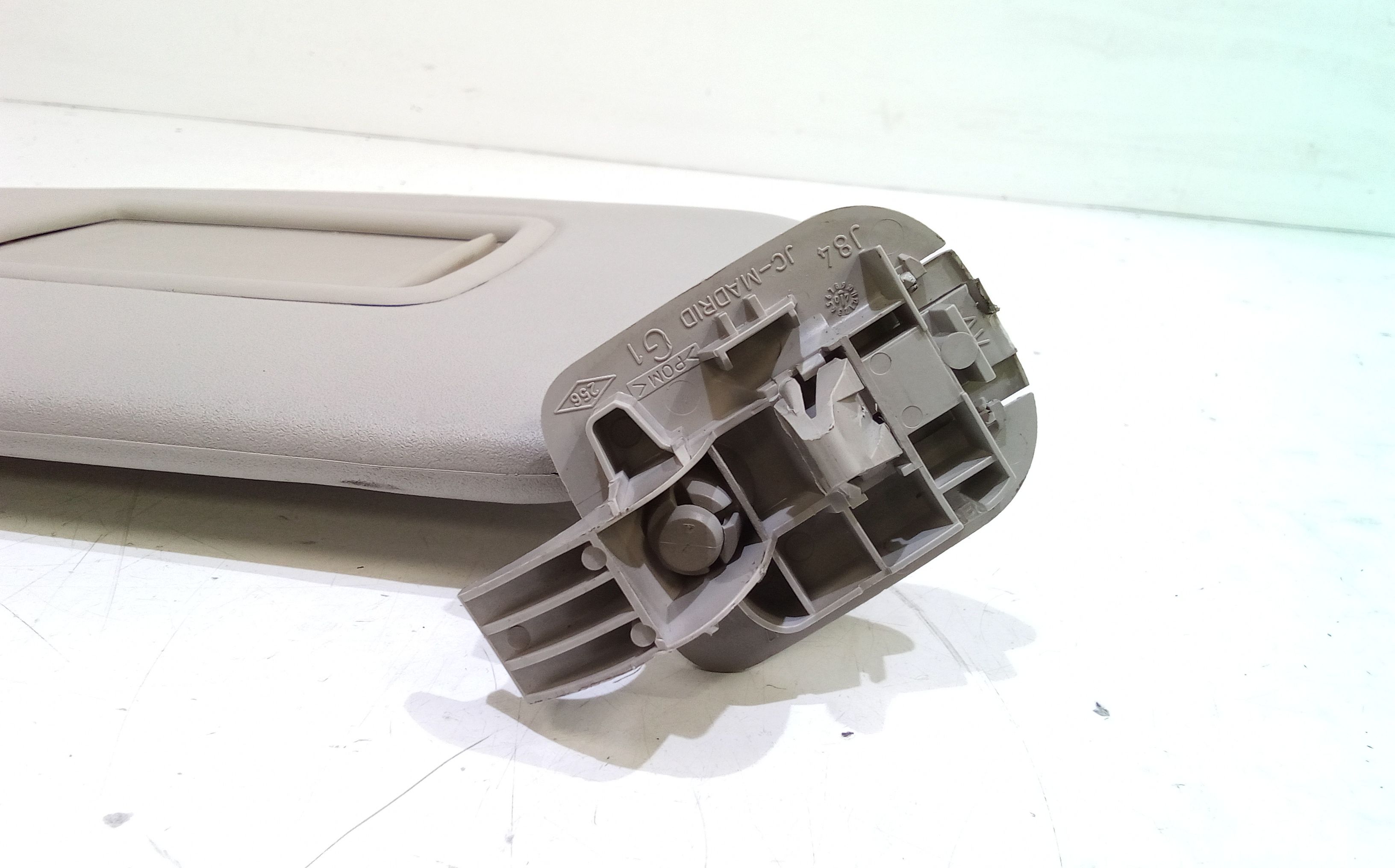 Parasole aletta anteriore Lato Guida RENAULT Scenic Serie (03>09)