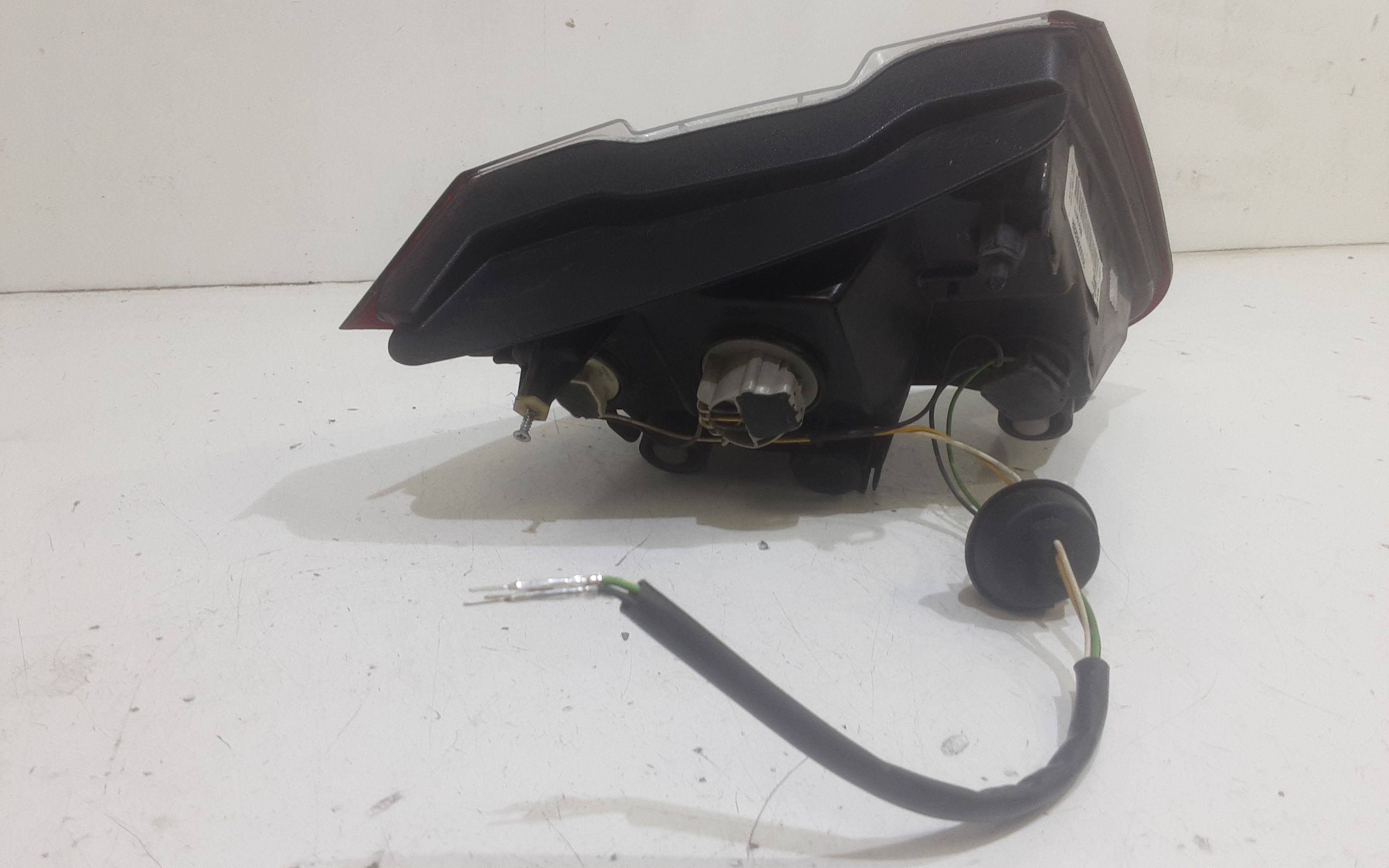 Stop Posteriore Sinistro Integrato nel Portello RENAULT Megane S. Wagon (08>12)