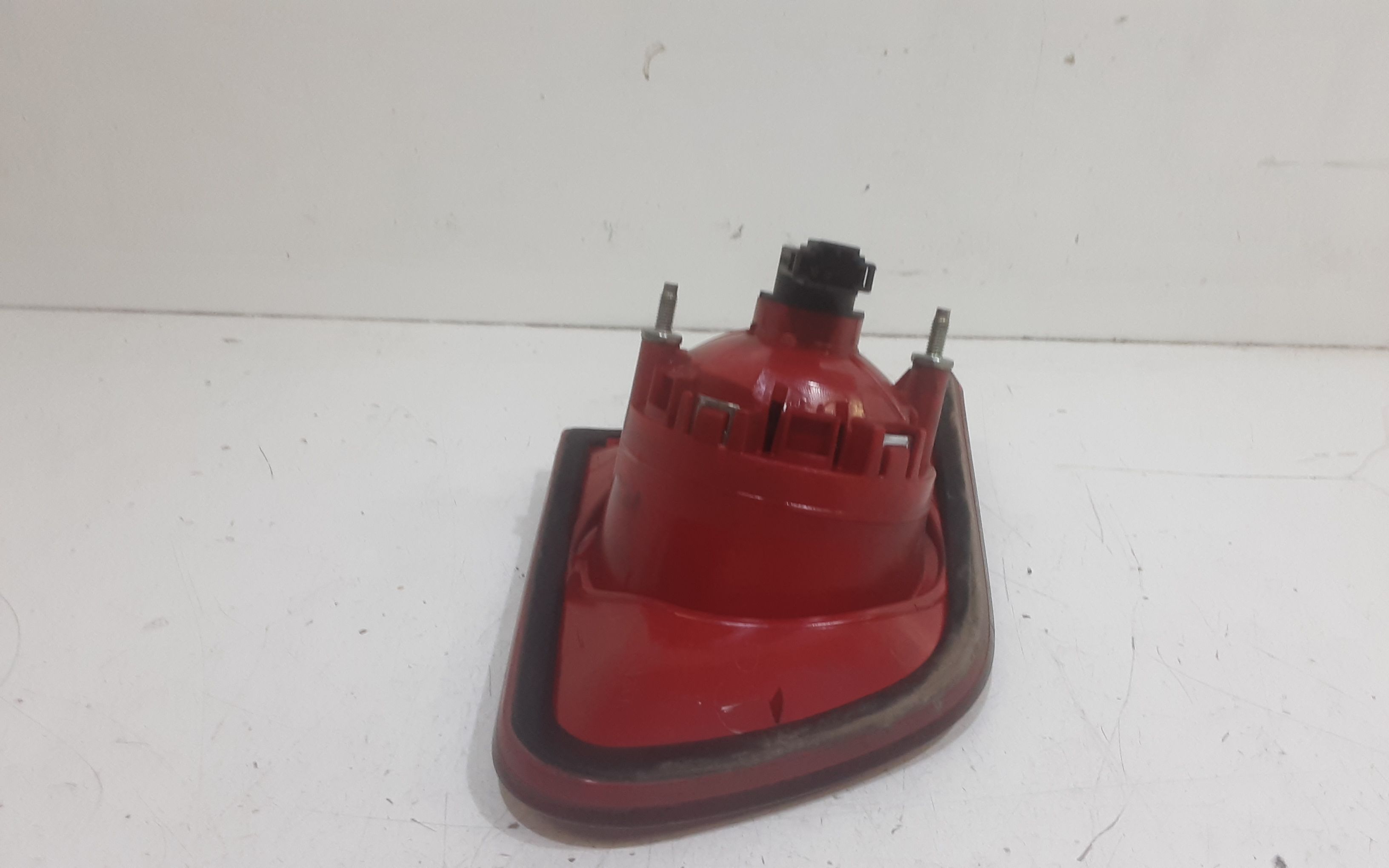 Stop Posteriore Destro Integrato nel Portello VOLKSWAGEN Passat Berlina 4 Serie