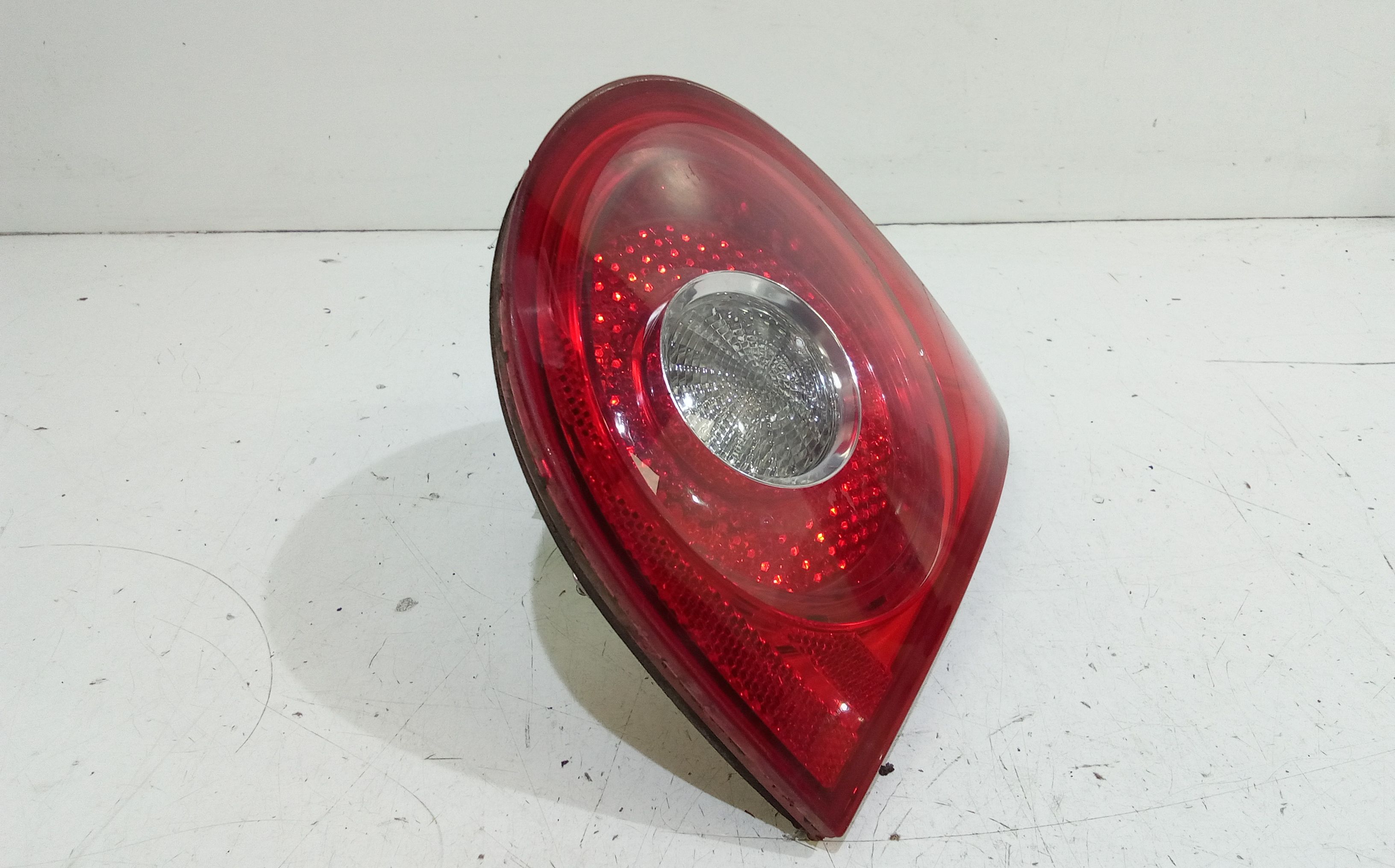 Stop Posteriore Destro Integrato nel Portello VOLKSWAGEN Golf 5 Berlina (03>08)