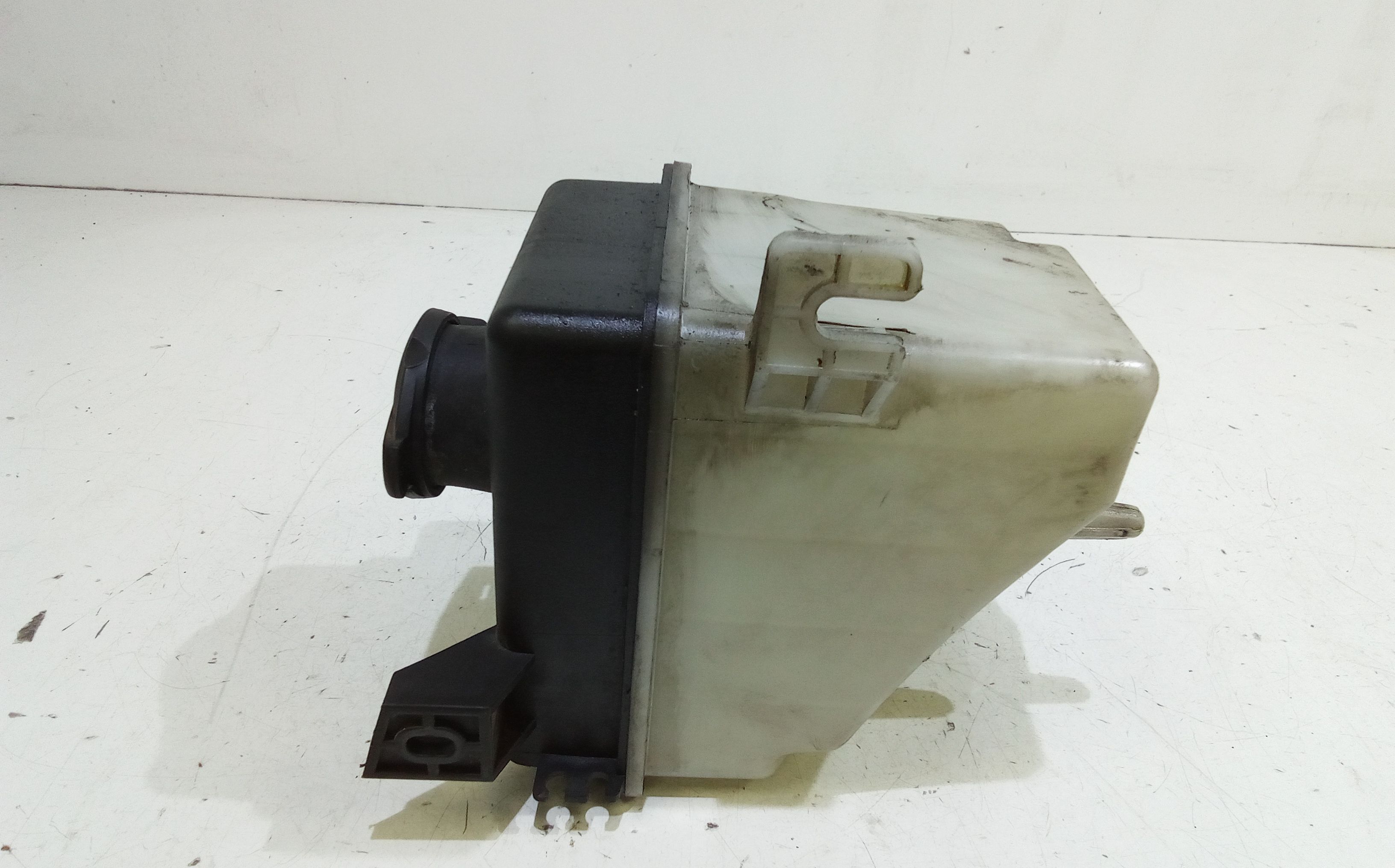 Vaschetta Tergi ant HYUNDAI Getz 1 Serie