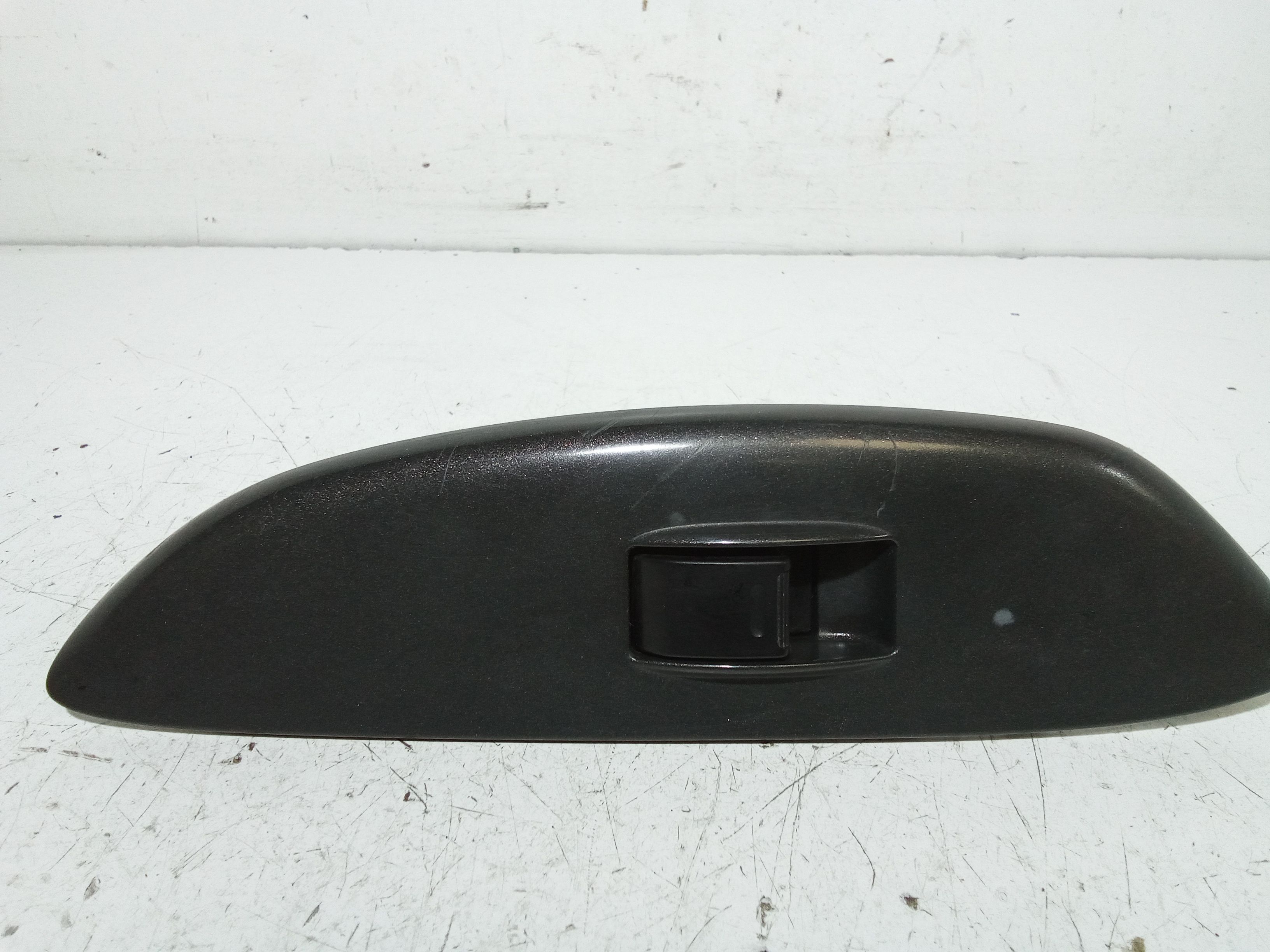 Pulsantiera Anteriore Destra Passeggero TOYOTA Yaris Serie (03>05)