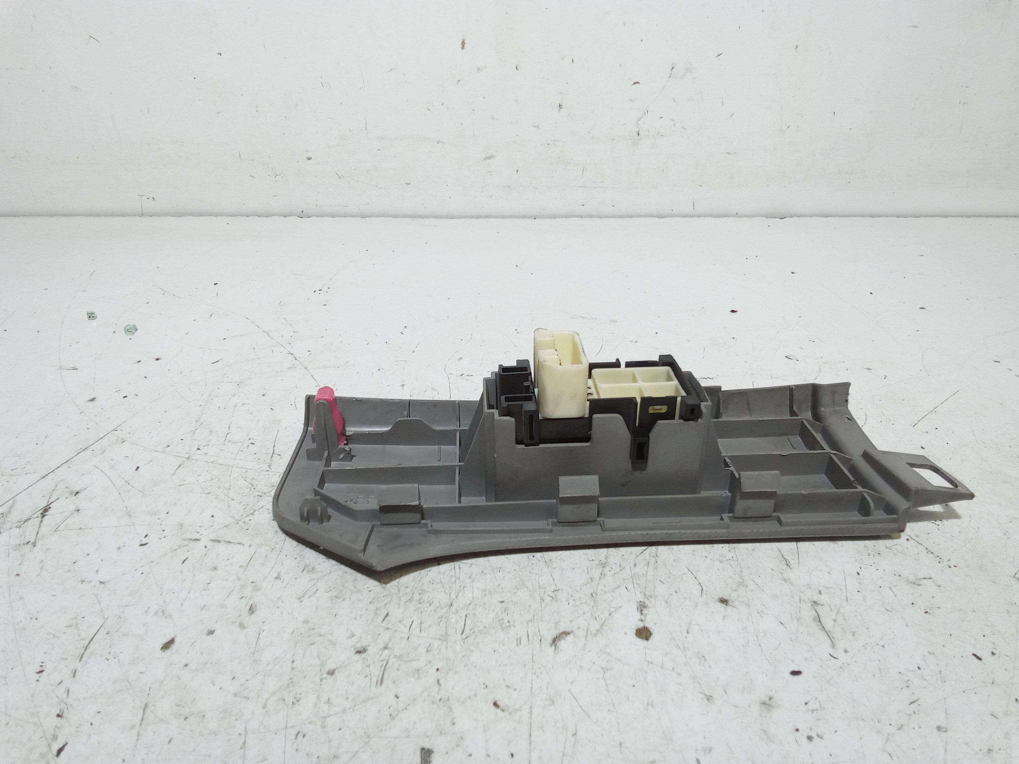 Pulsantiera Anteriore Destra Passeggero TOYOTA Yaris Serie (05>08)