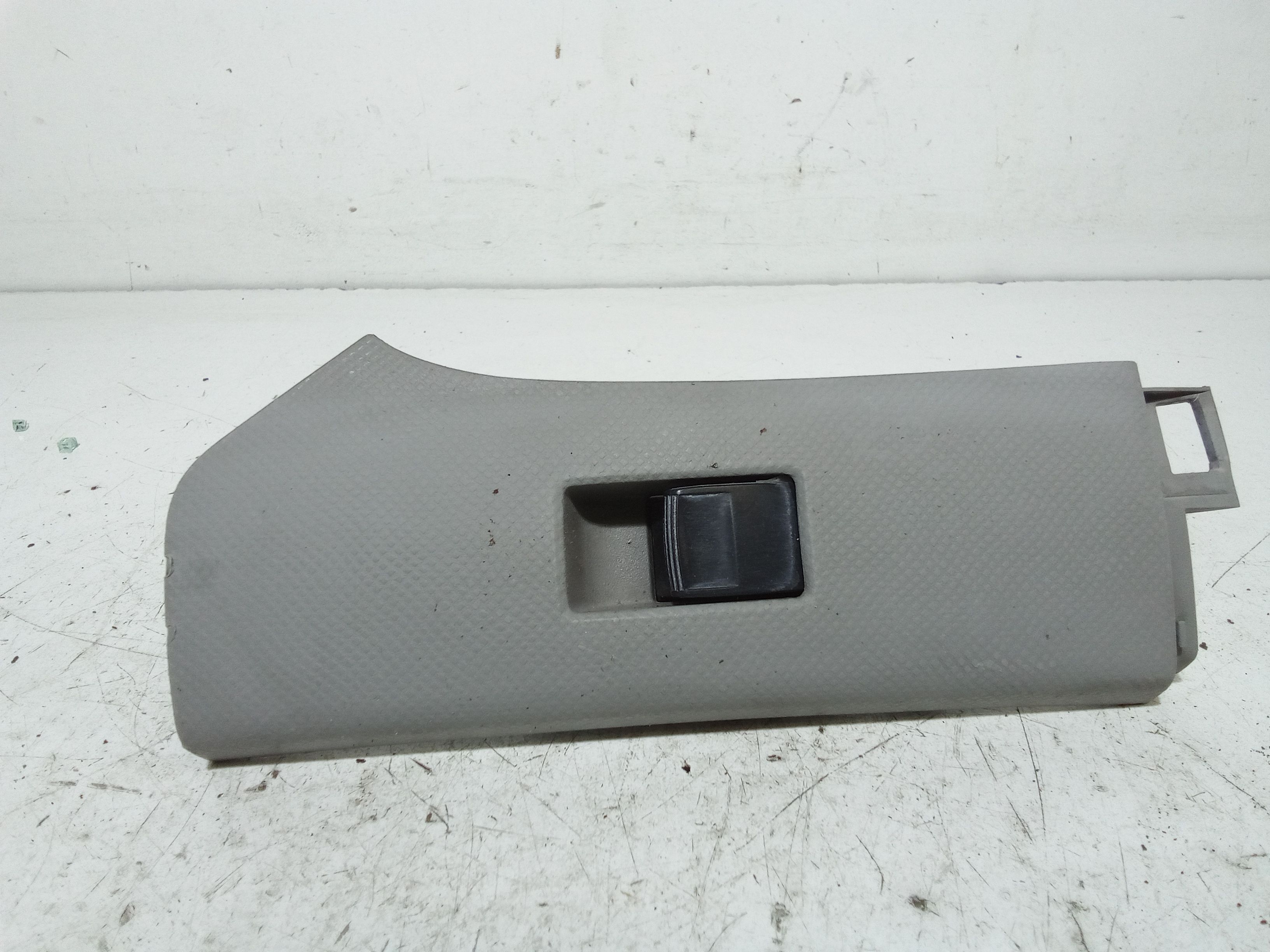 Pulsantiera Anteriore Destra Passeggero TOYOTA Yaris Serie (05>08)