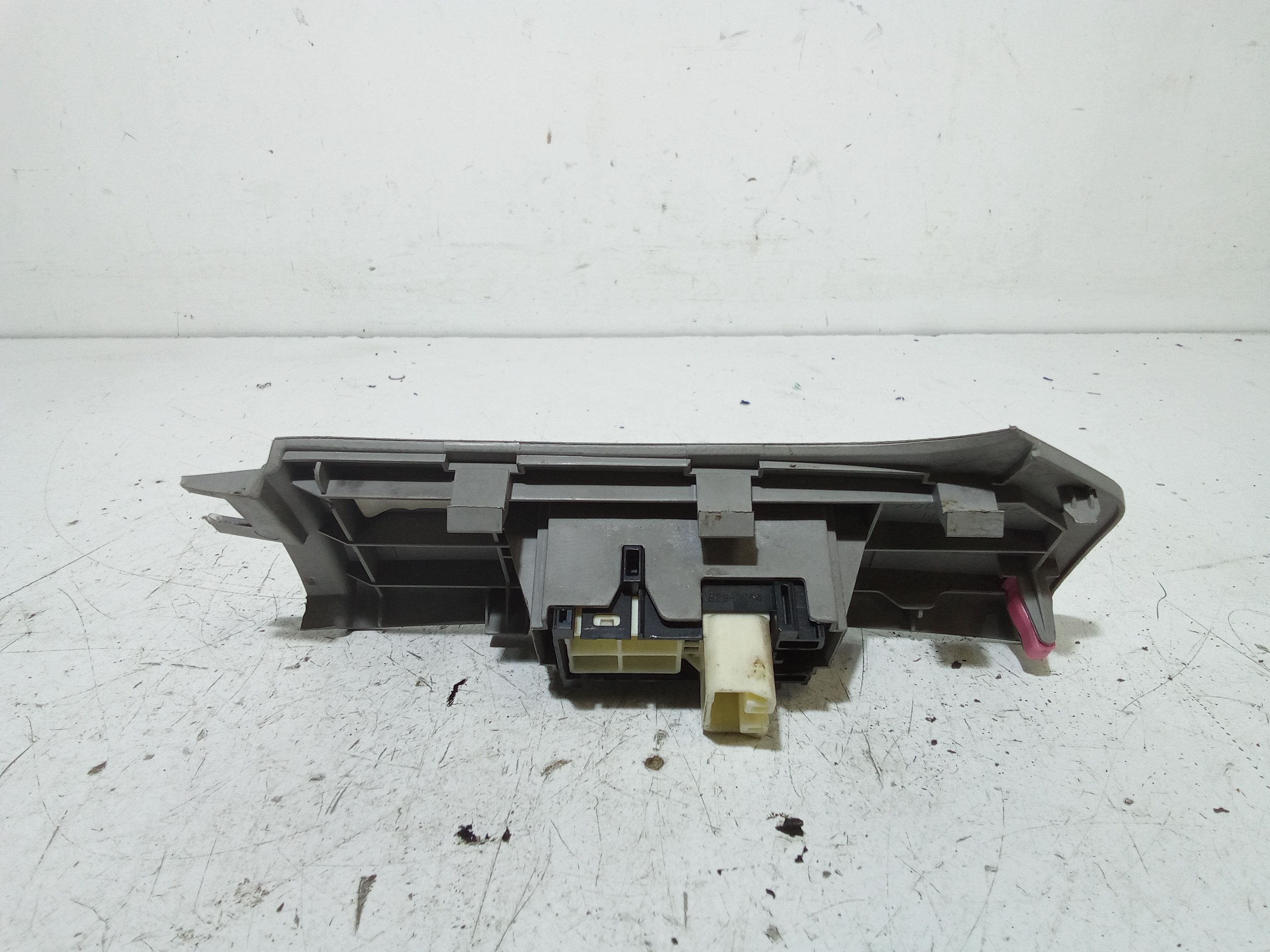 Pulsantiera Anteriore Destra Passeggero TOYOTA Yaris Serie (05>08)