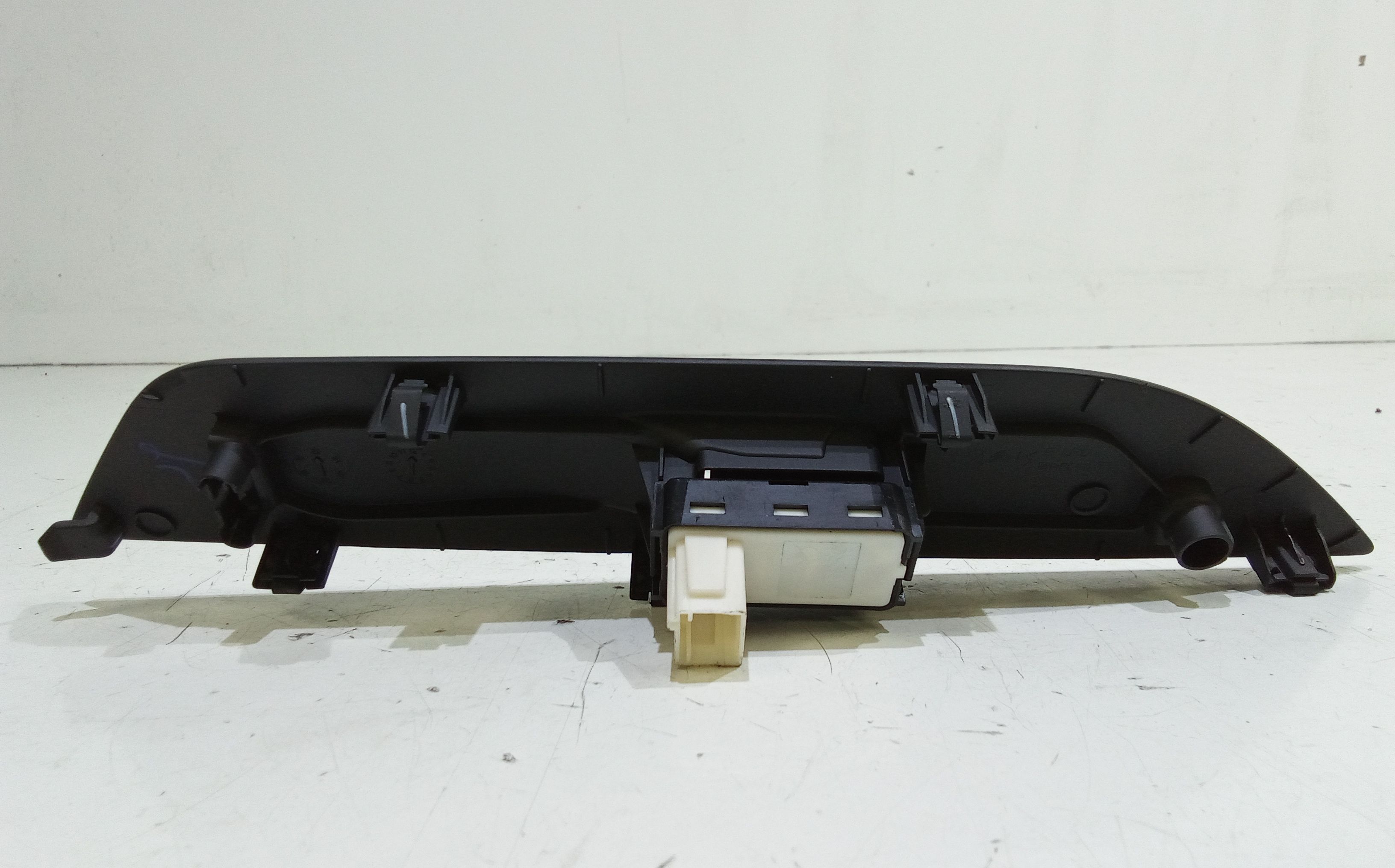 Pulsantiera Anteriore Destra Passeggero PEUGEOT 208 Serie (19>)