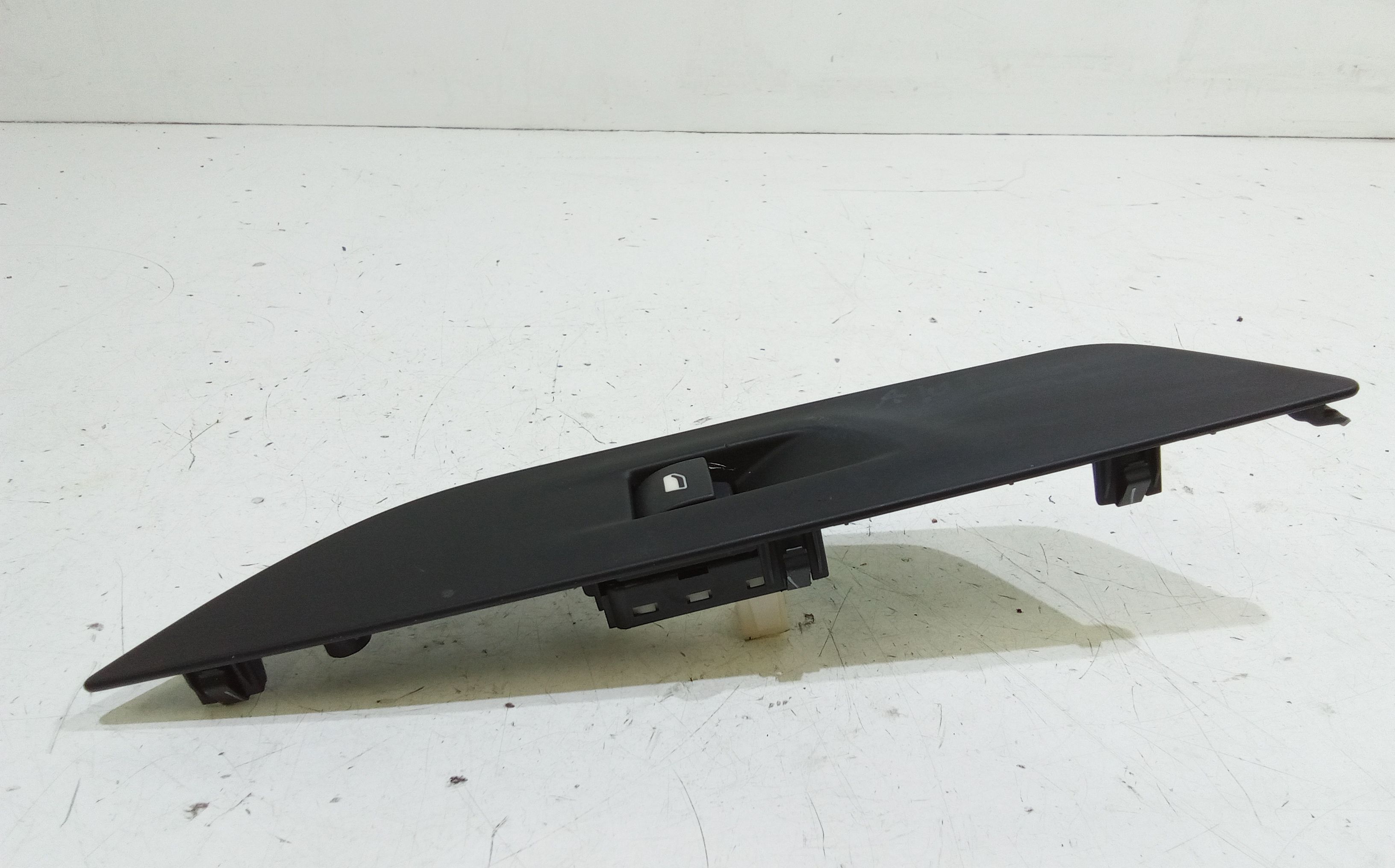 Pulsantiera Anteriore Destra Passeggero PEUGEOT 208 Serie (19>)