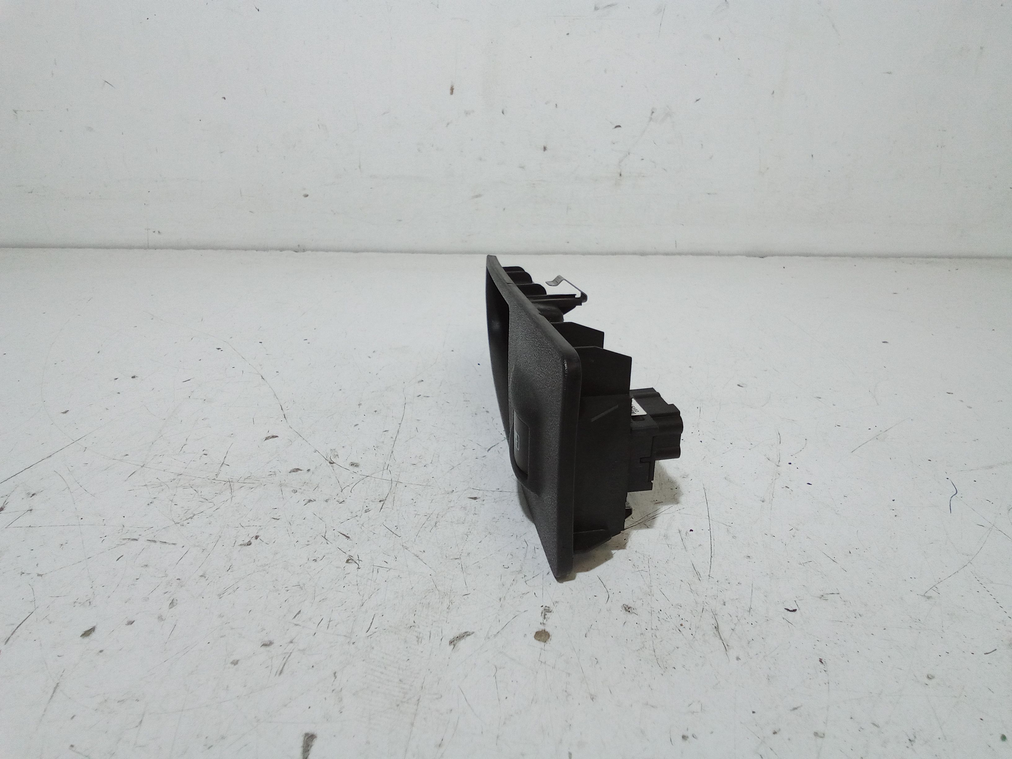 Pulsantiera Anteriore Destra Passeggero FIAT Grande Punto 1 Serie