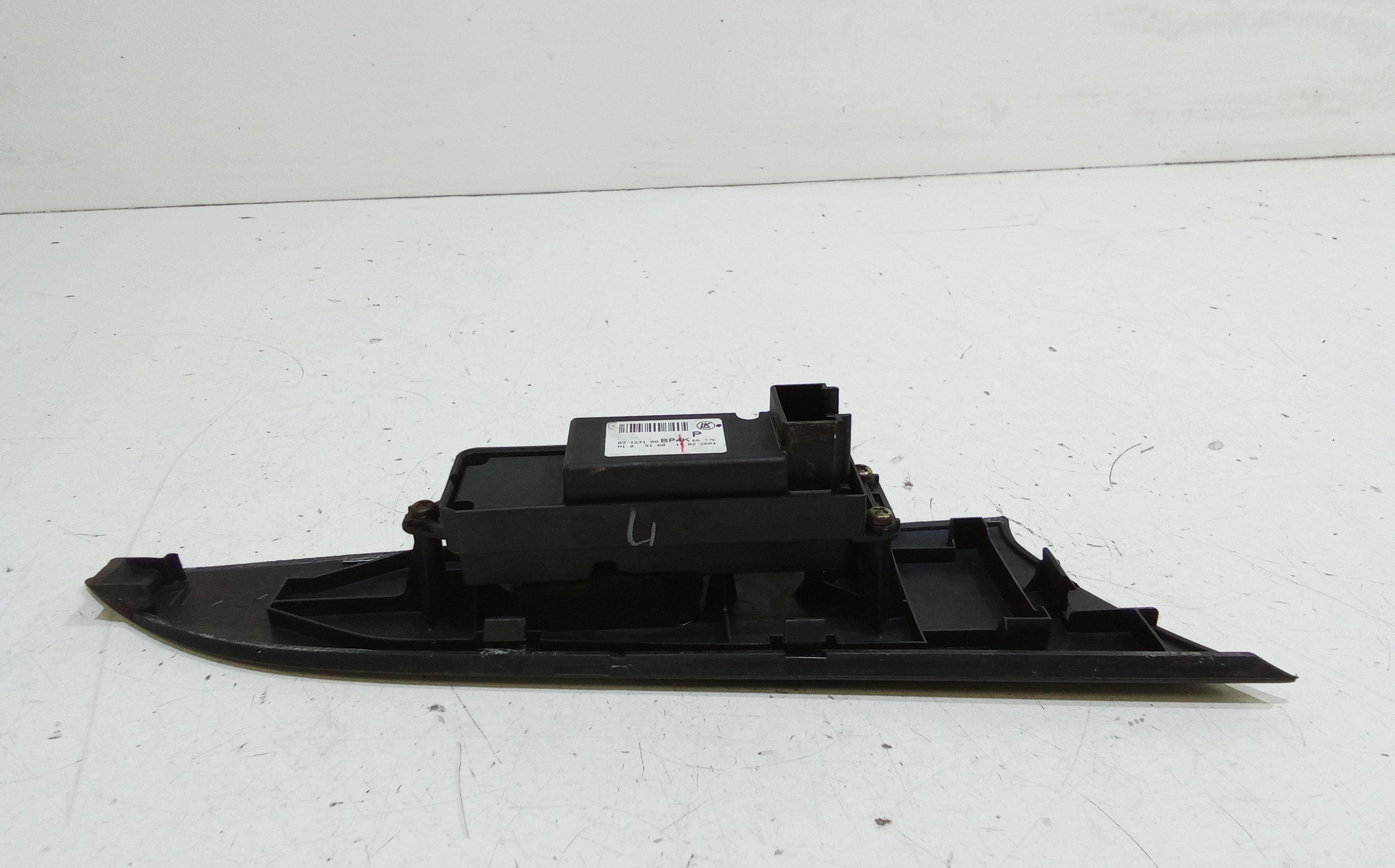 Pulsantiera Anteriore Destra Passeggero MAZDA 3 Berlina Serie (03>09)