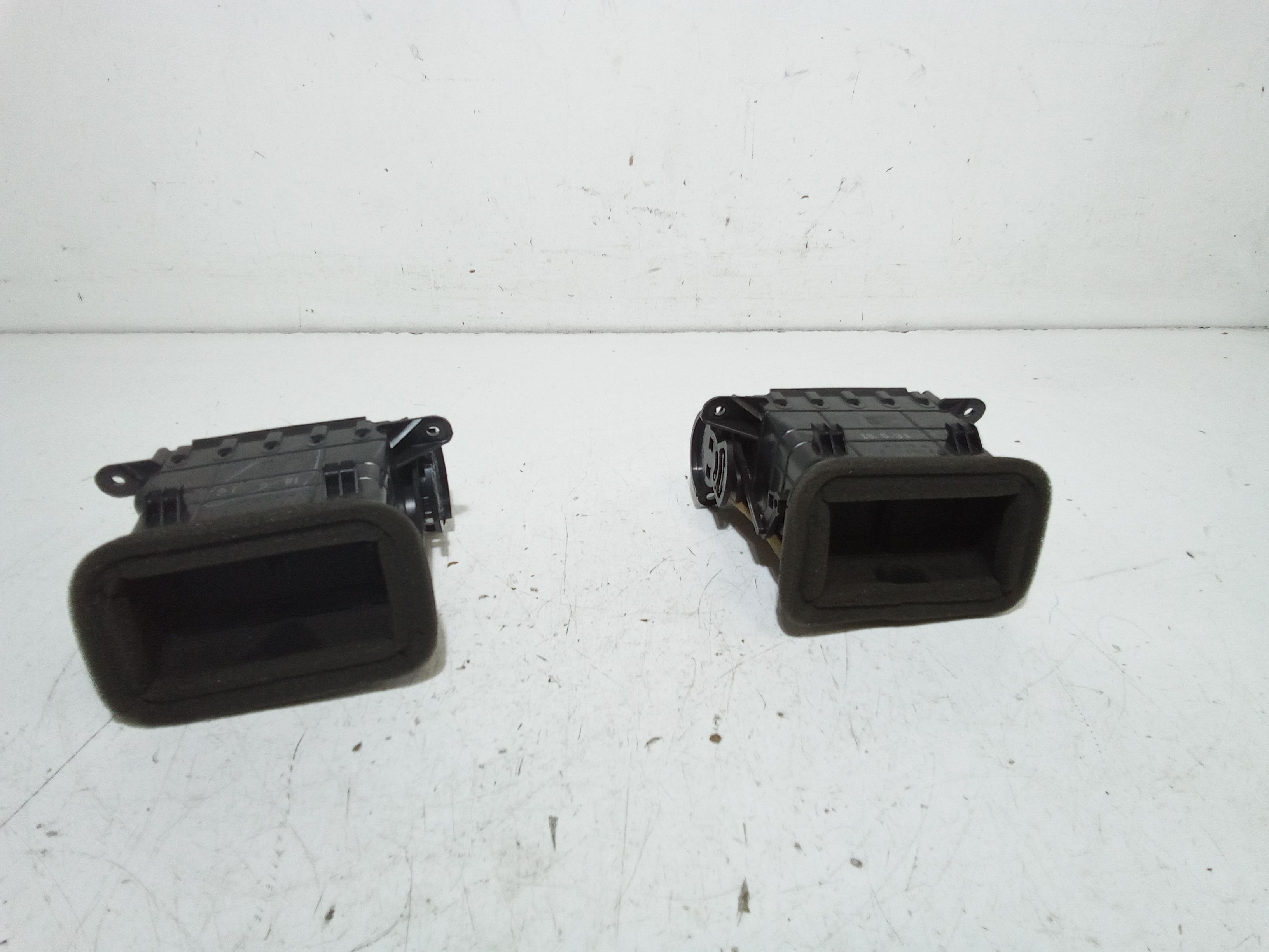 Bocchette Aria Cruscotto MAZDA 3 Berlina Serie (03>09)