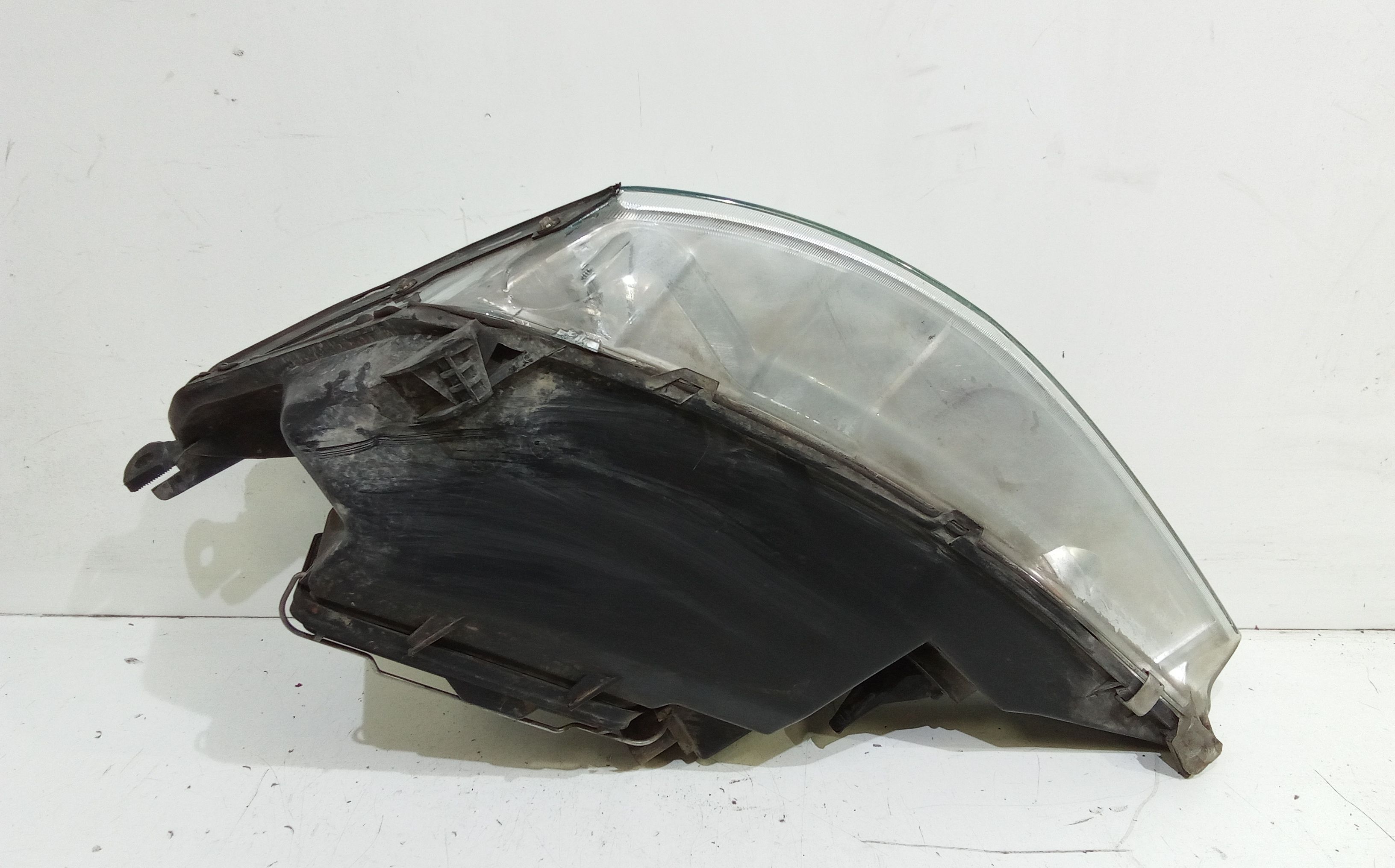 Faro anteriore Destro Passeggero FORD Focus Berlina 2 Serie