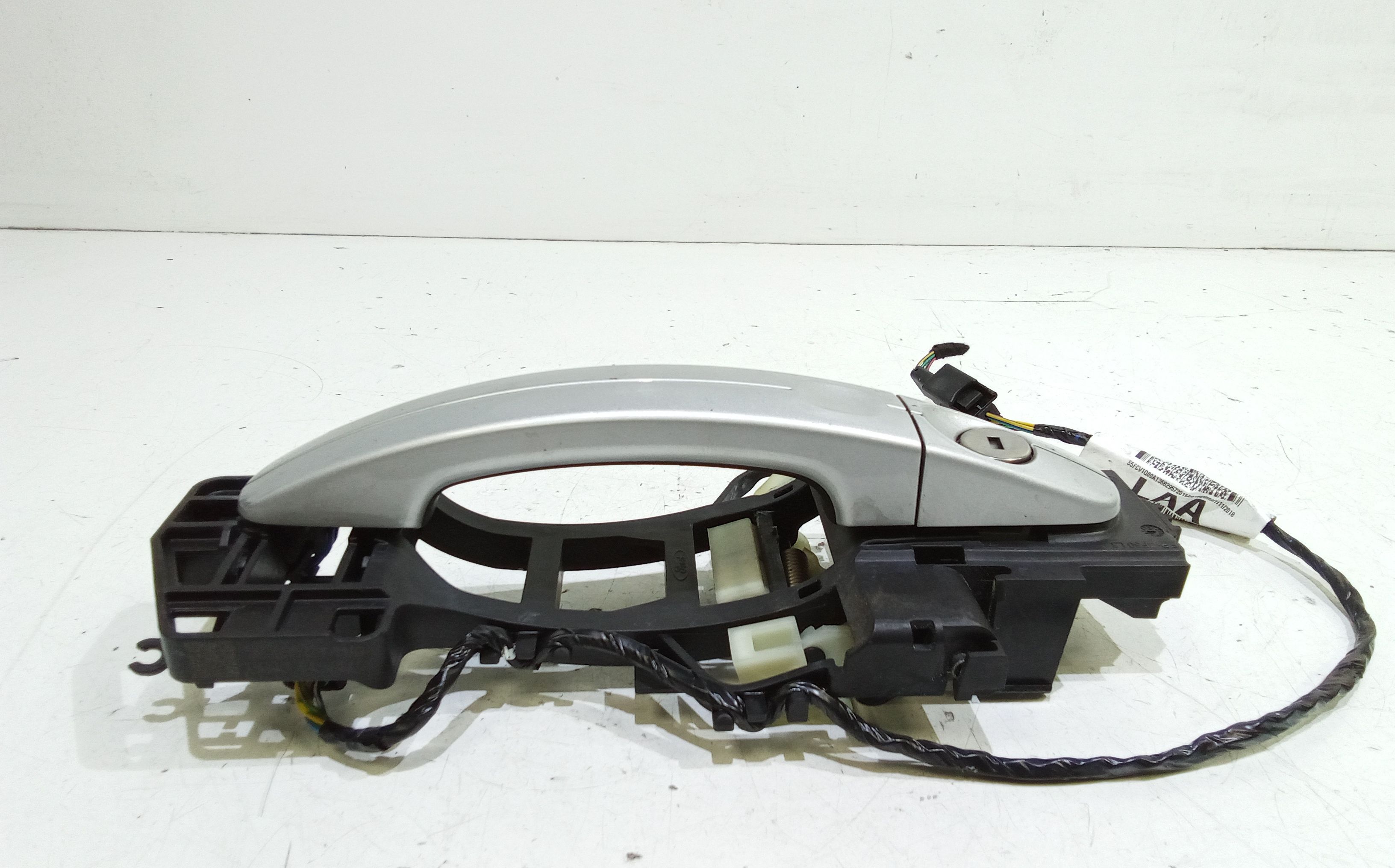 Maniglia esterna Anteriore Sinistra FORD Kuga Serie (16>)