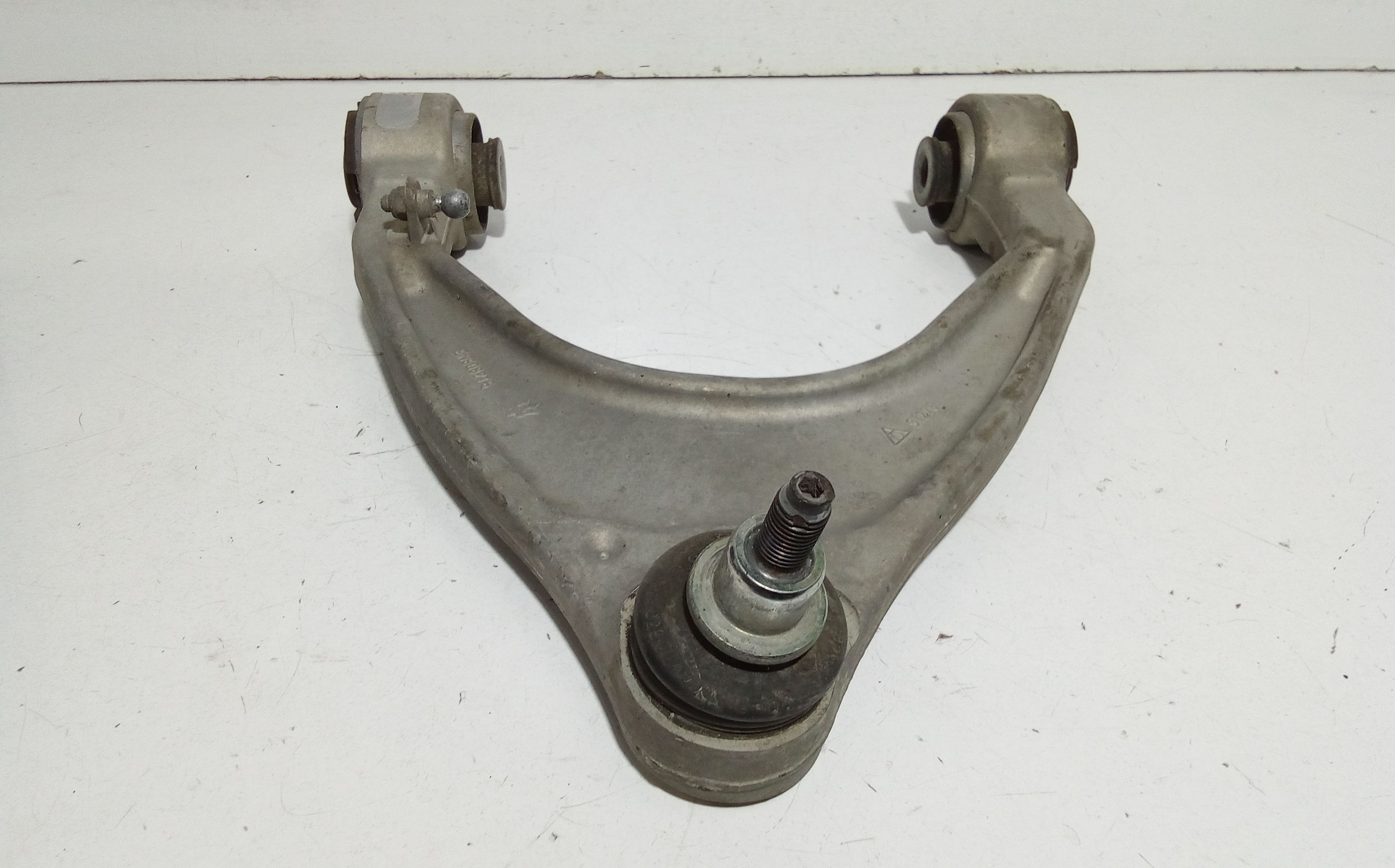 Braccio Oscillante anteriore Sinistro MASERATI Levante Serie (16>)