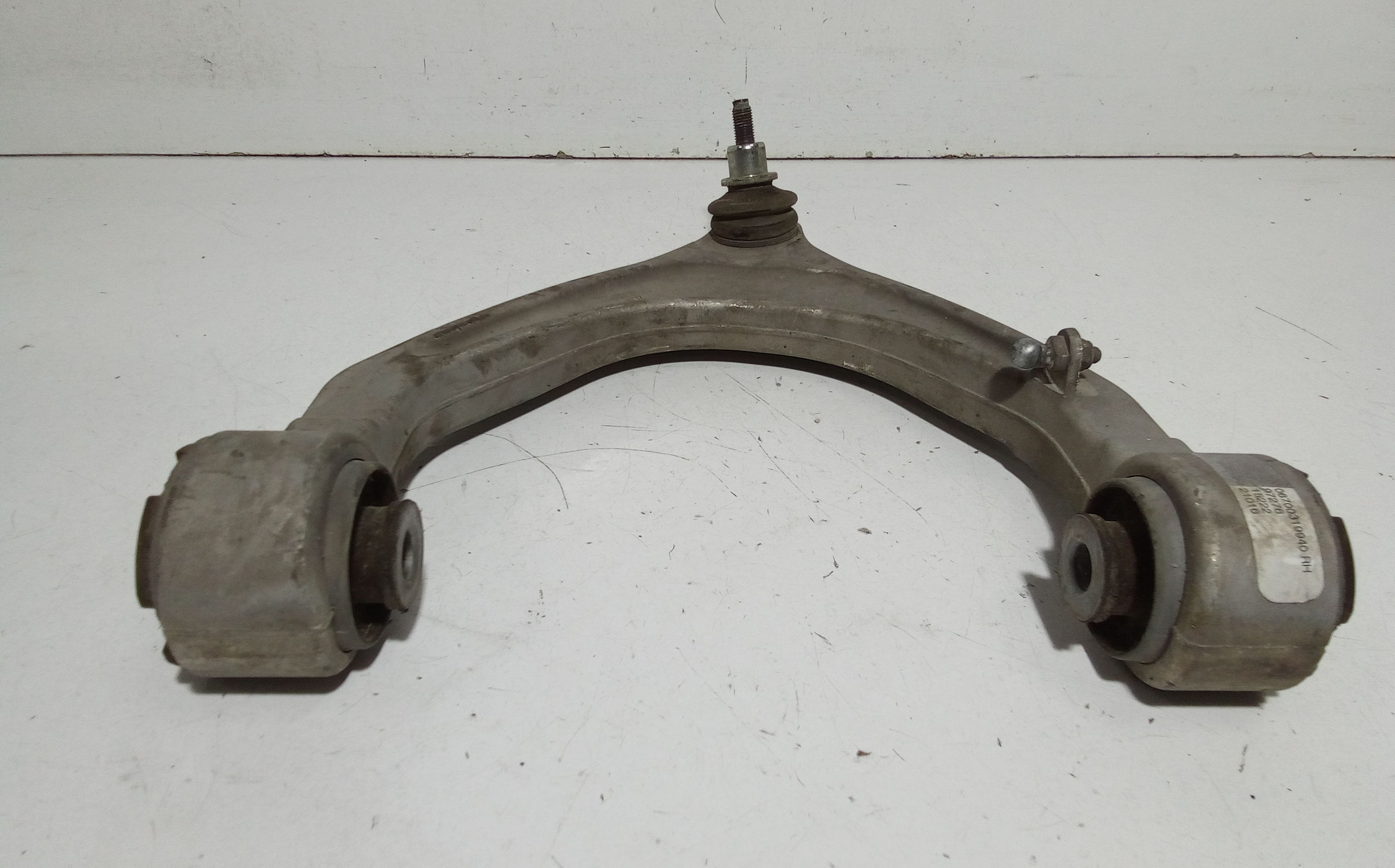 Braccio Oscillante anteriore Sinistro MASERATI Levante Serie (16>)